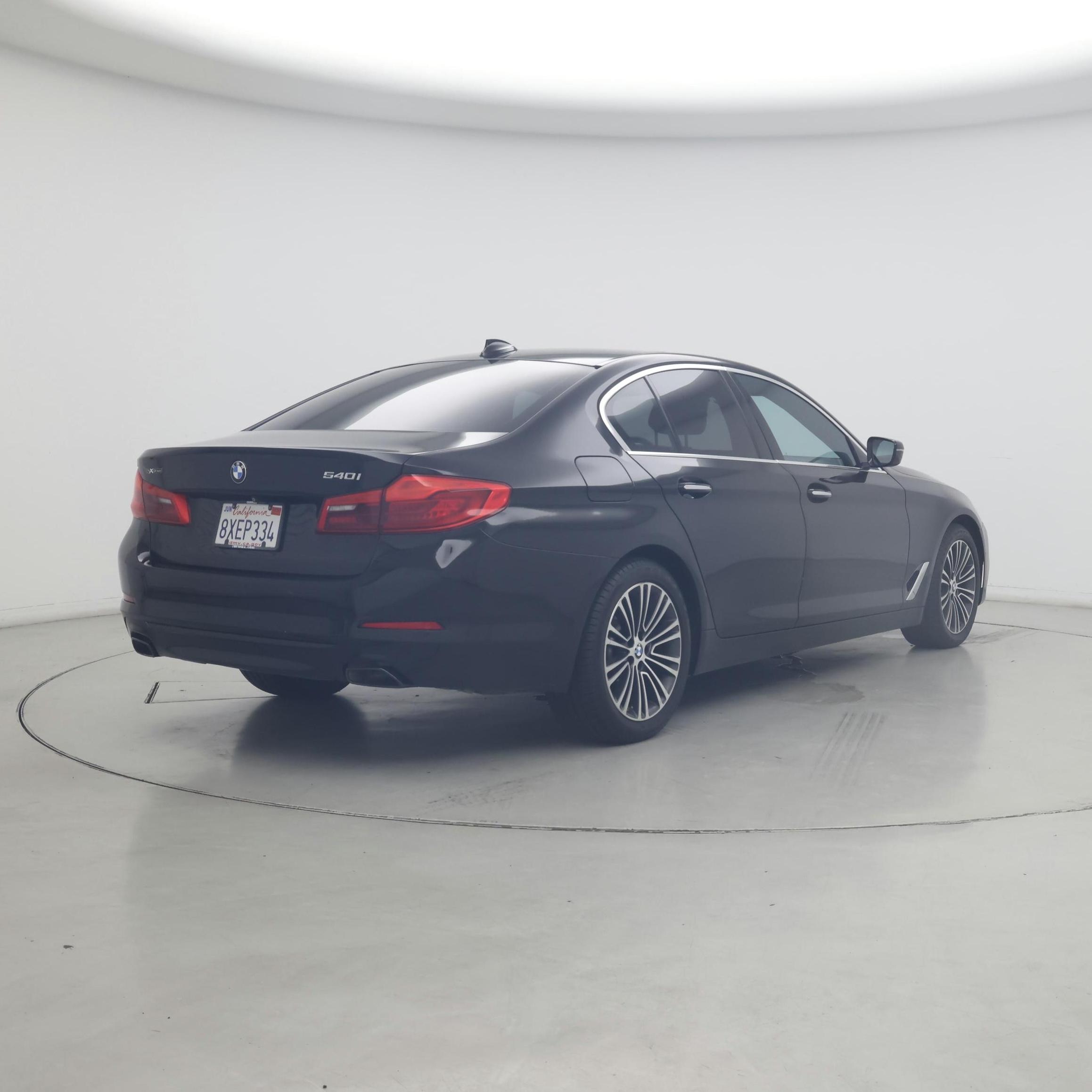 Thumbnail: 2017 BMW 5 Series - 8