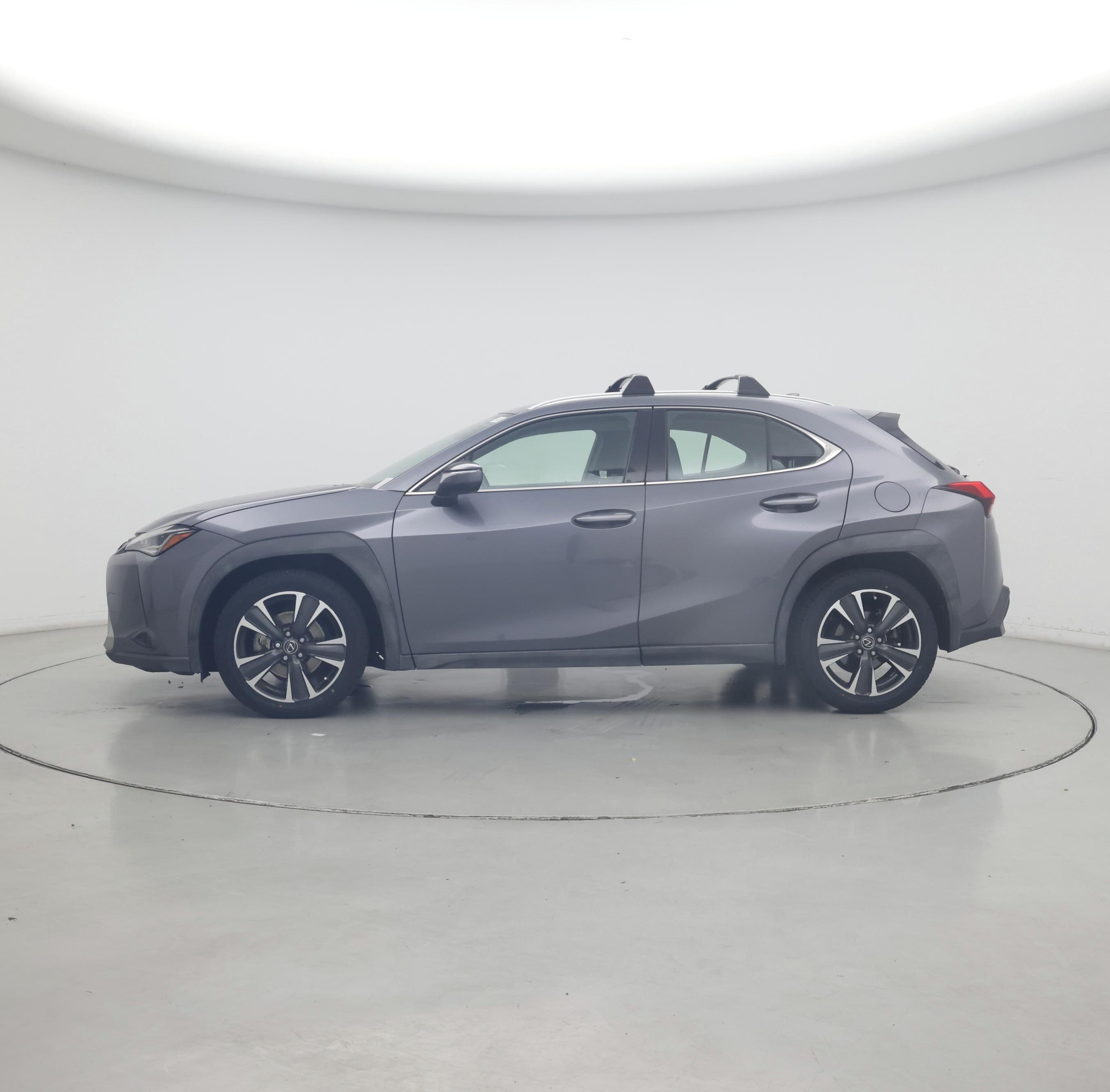 Thumbnail: 2019 Lexus UX - 3