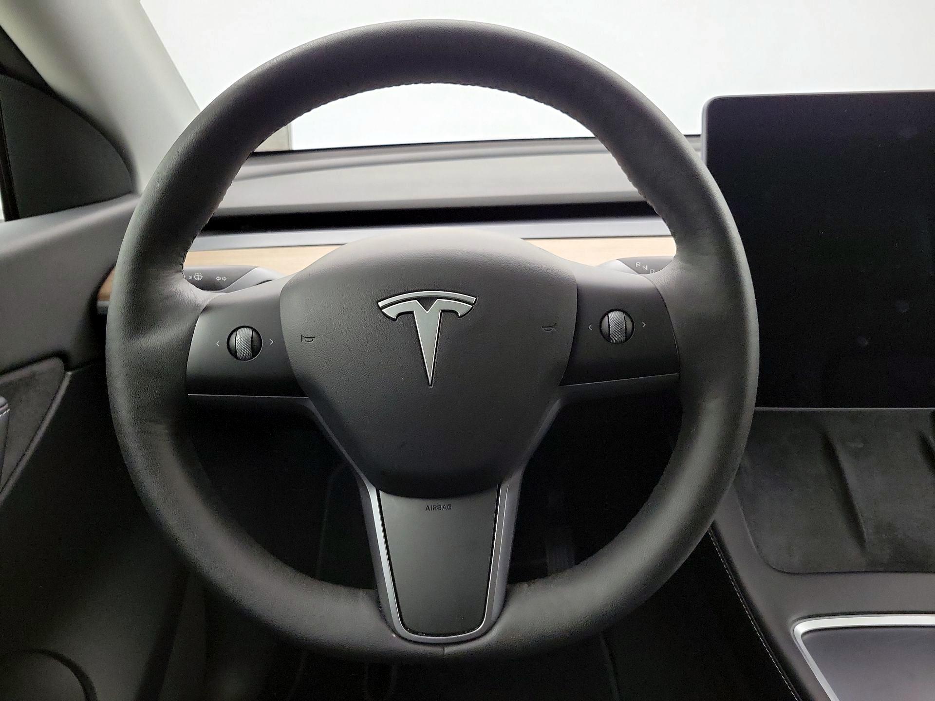 Thumbnail: 2021 Tesla Model Y - 10