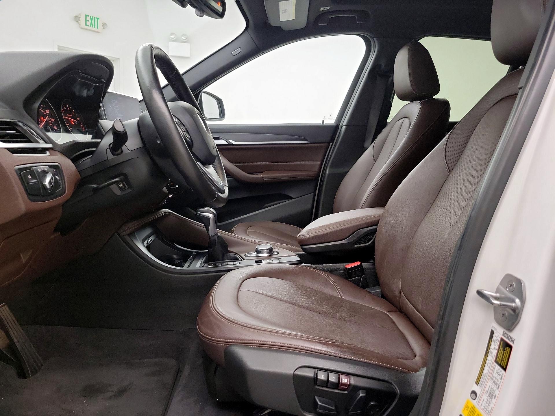Thumbnail: 2017 BMW X1 - 11