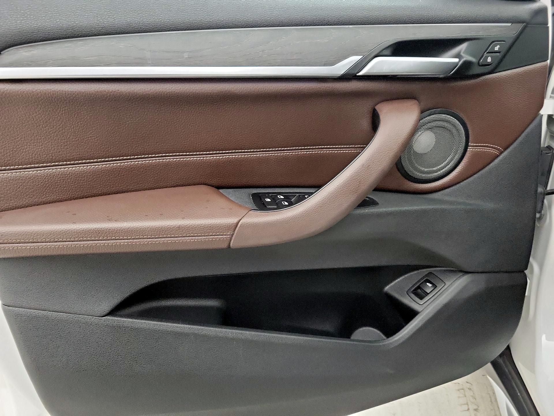 Thumbnail: 2017 BMW X1 - 12