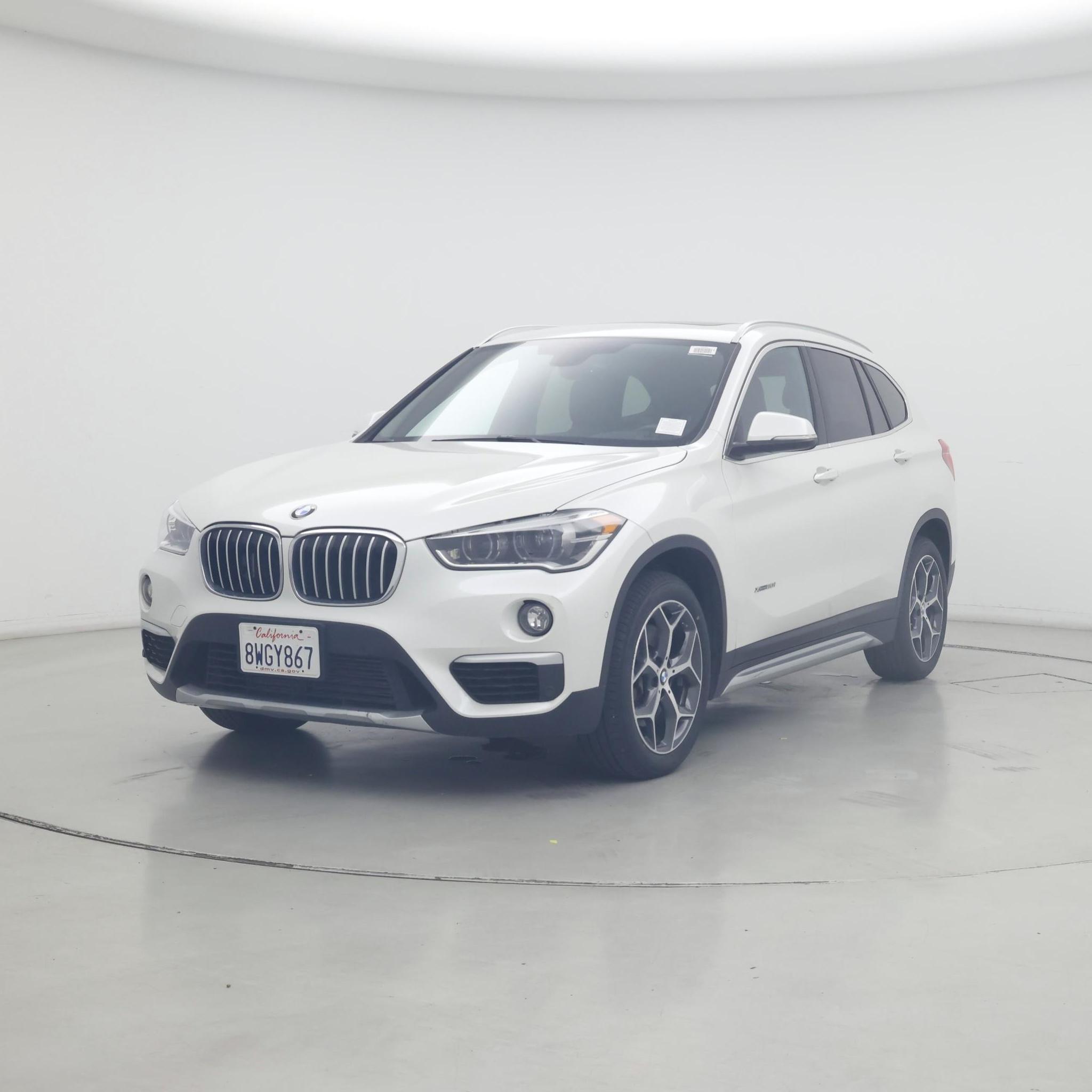 Thumbnail: 2017 BMW X1 - 4