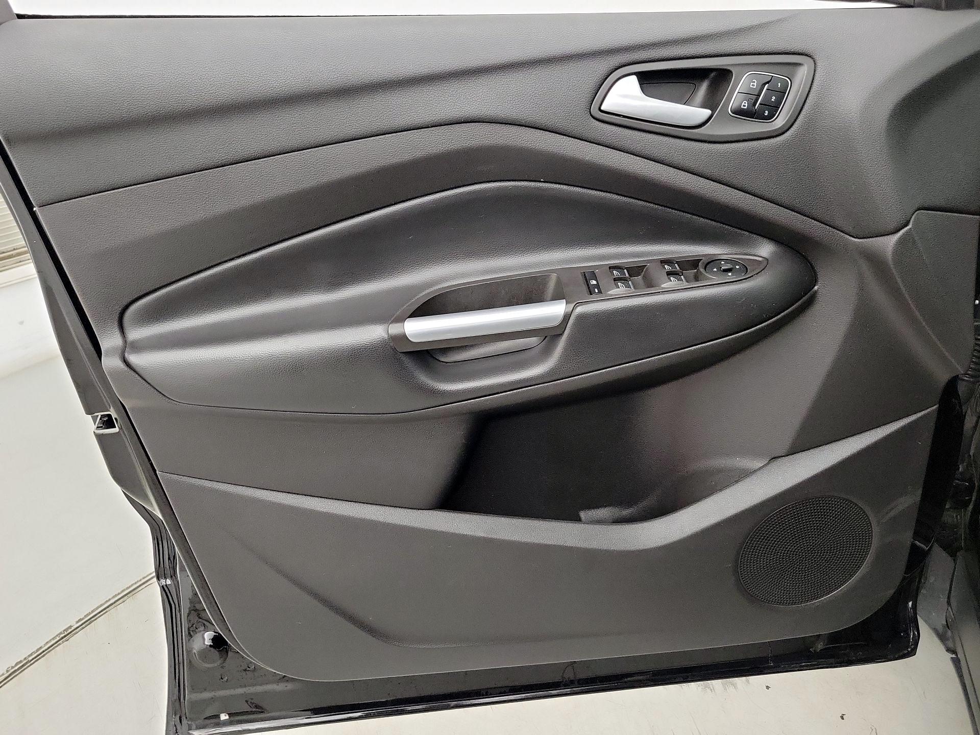 Thumbnail: 2019 Ford Escape - 12