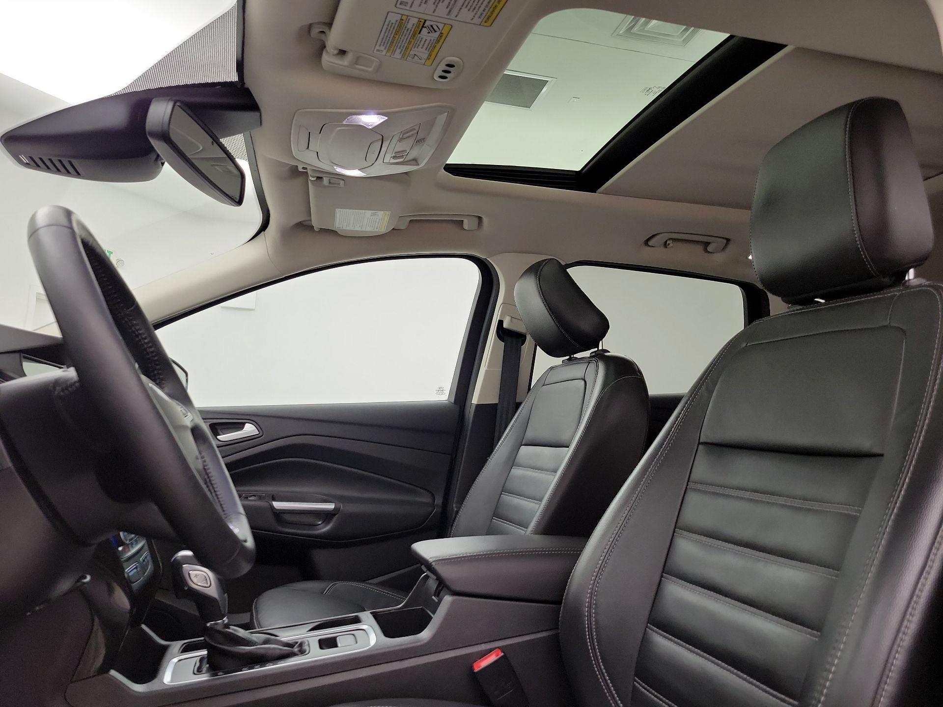 Thumbnail: 2019 Ford Escape - 20