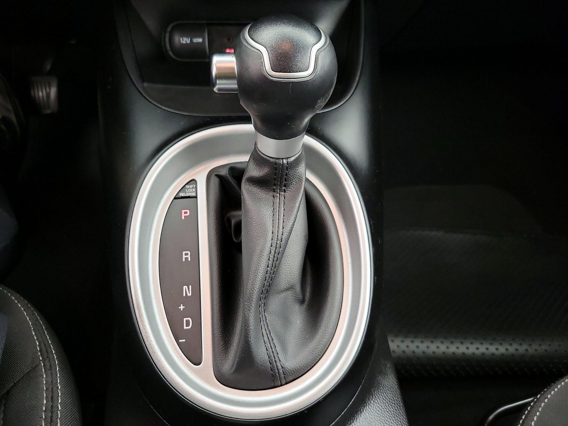 Thumbnail: 2016 Kia Soul - 16