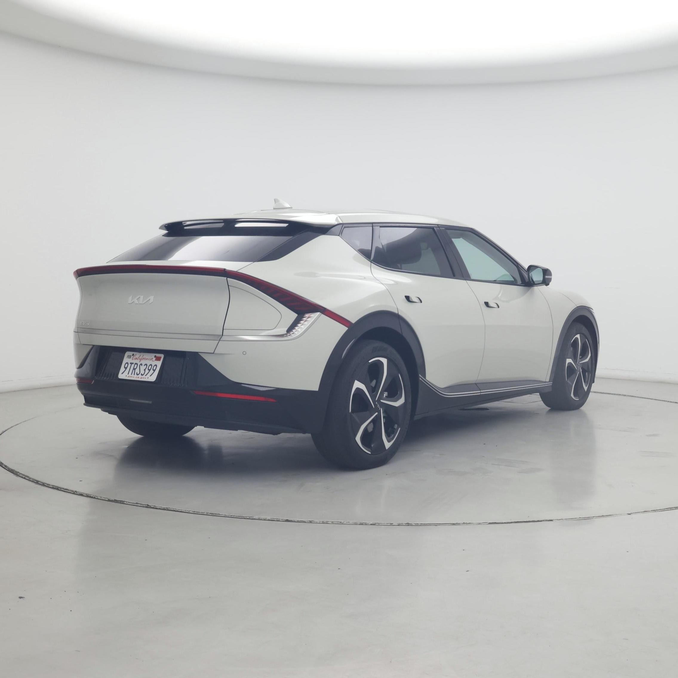 Thumbnail: 2022 Kia EV6 - 8
