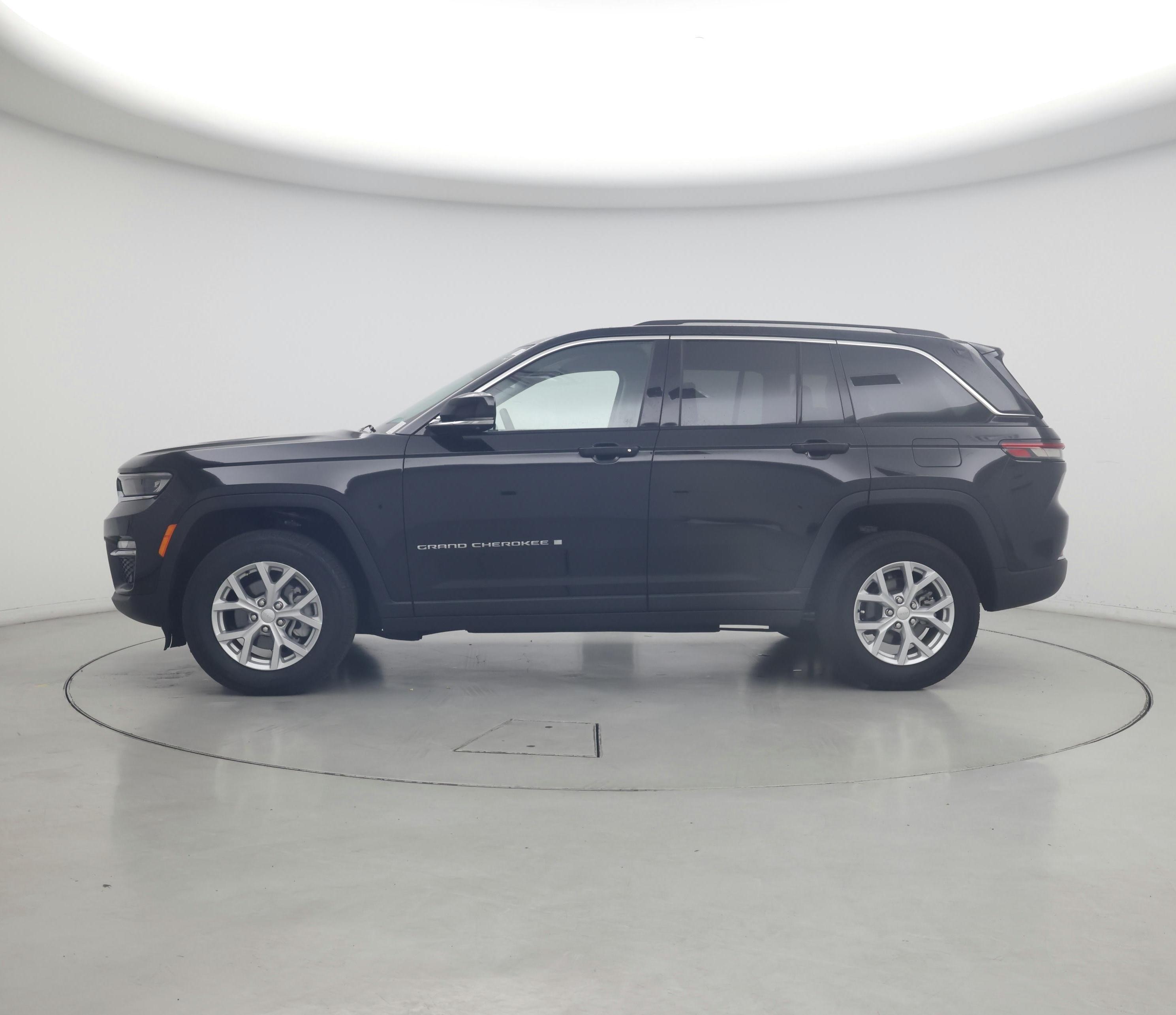 Thumbnail: 2023 Jeep Grand Cherokee - 3