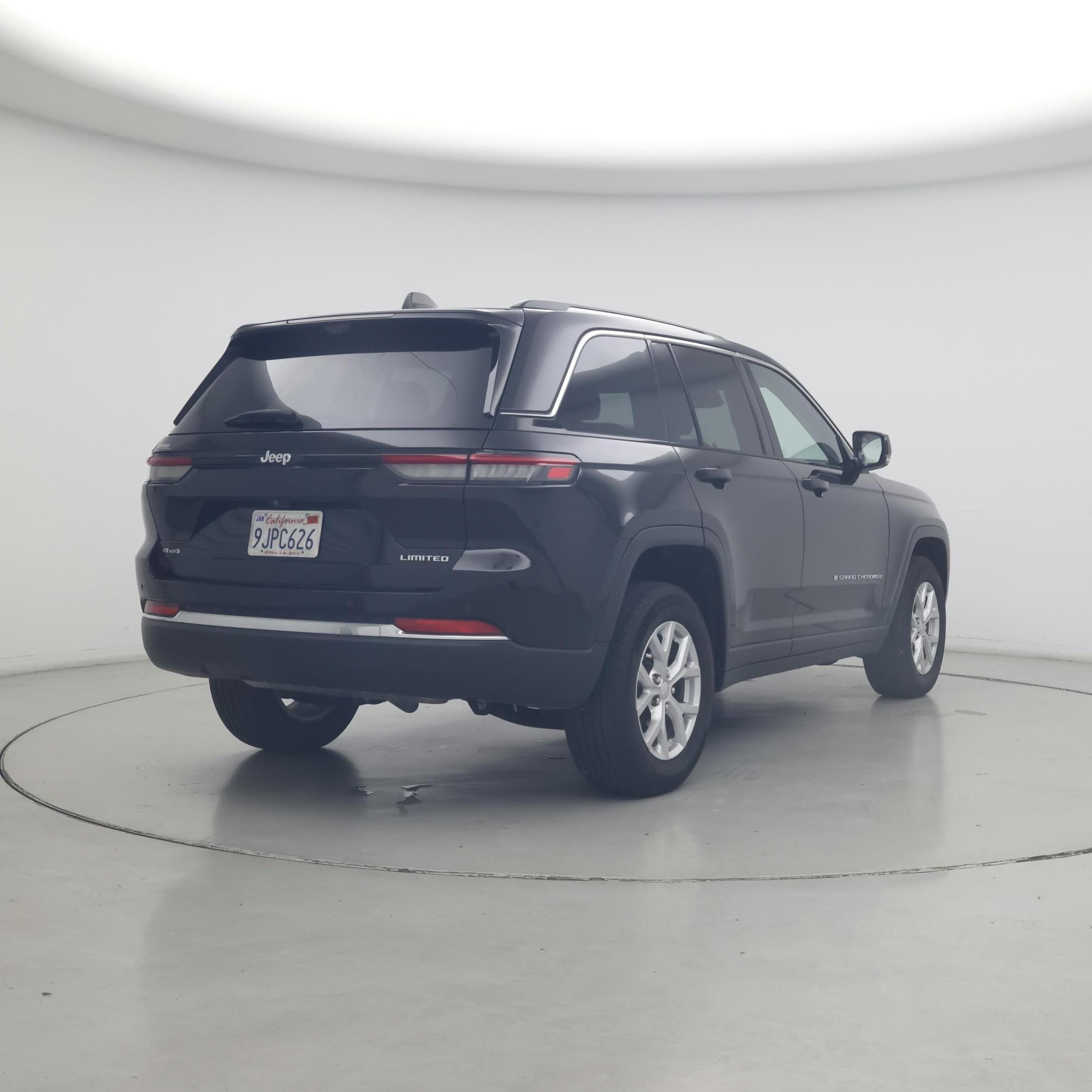 Thumbnail: 2023 Jeep Grand Cherokee - 8