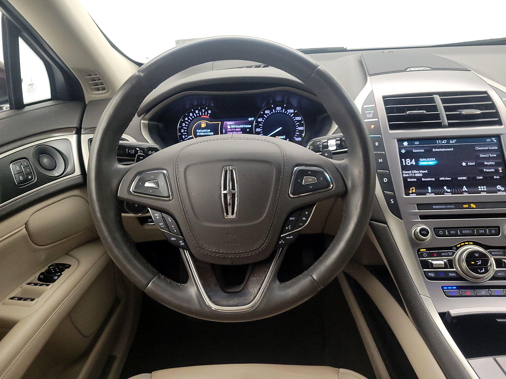 Thumbnail: 2019 Lincoln MKZ - 10