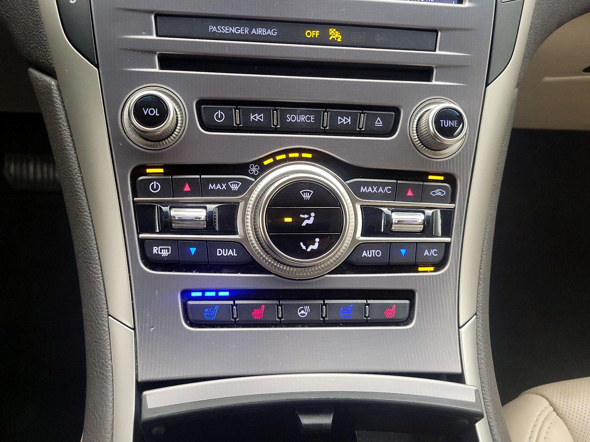 Thumbnail: 2019 Lincoln MKZ - 16