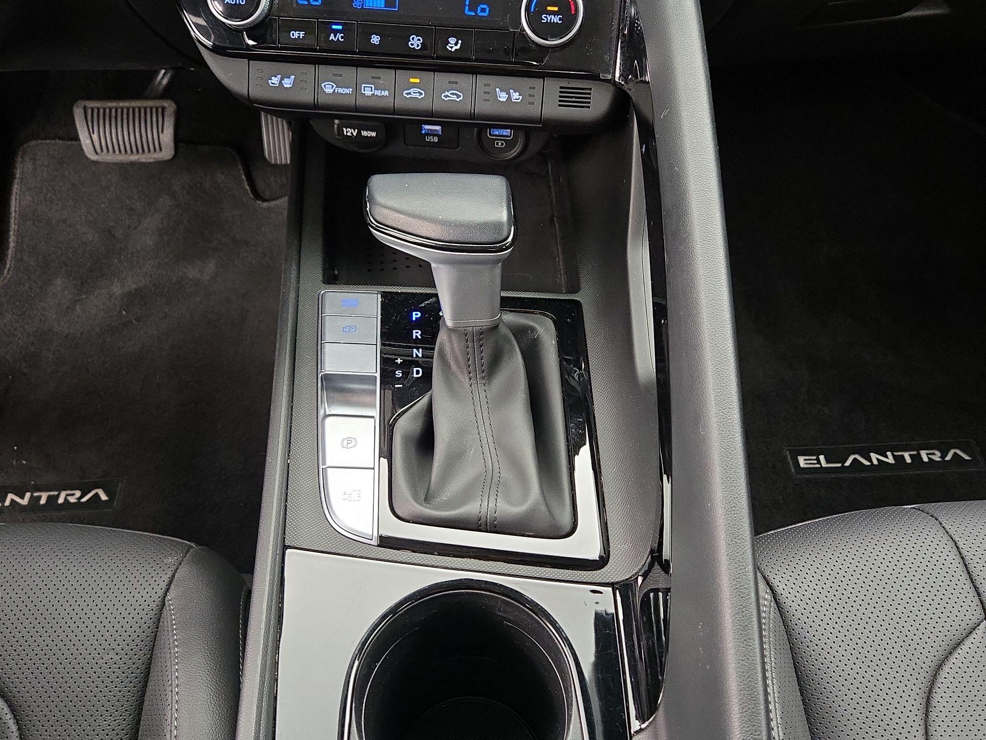 Thumbnail: 2023 Hyundai Elantra - 18