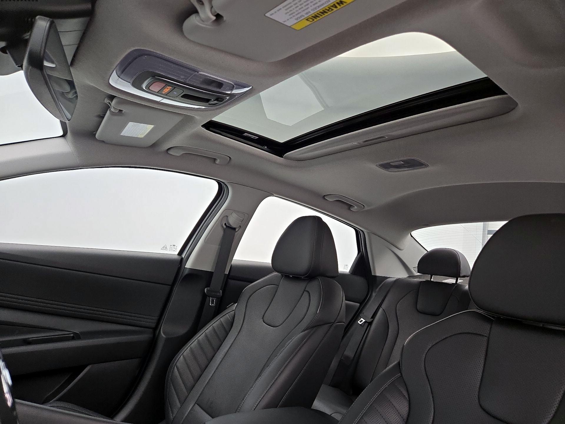 Thumbnail: 2023 Hyundai Elantra - 20