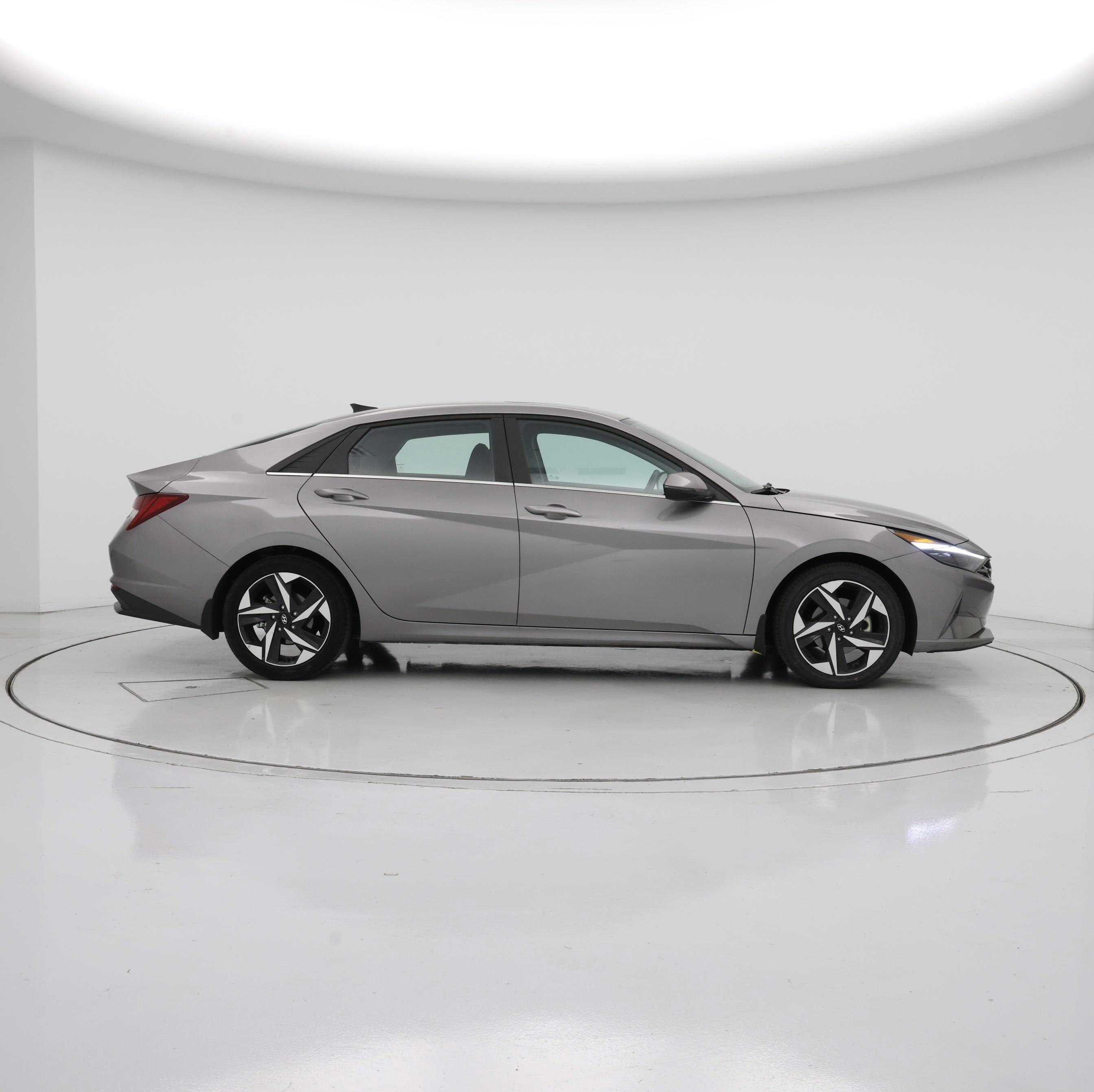 Thumbnail: 2023 Hyundai Elantra - 7