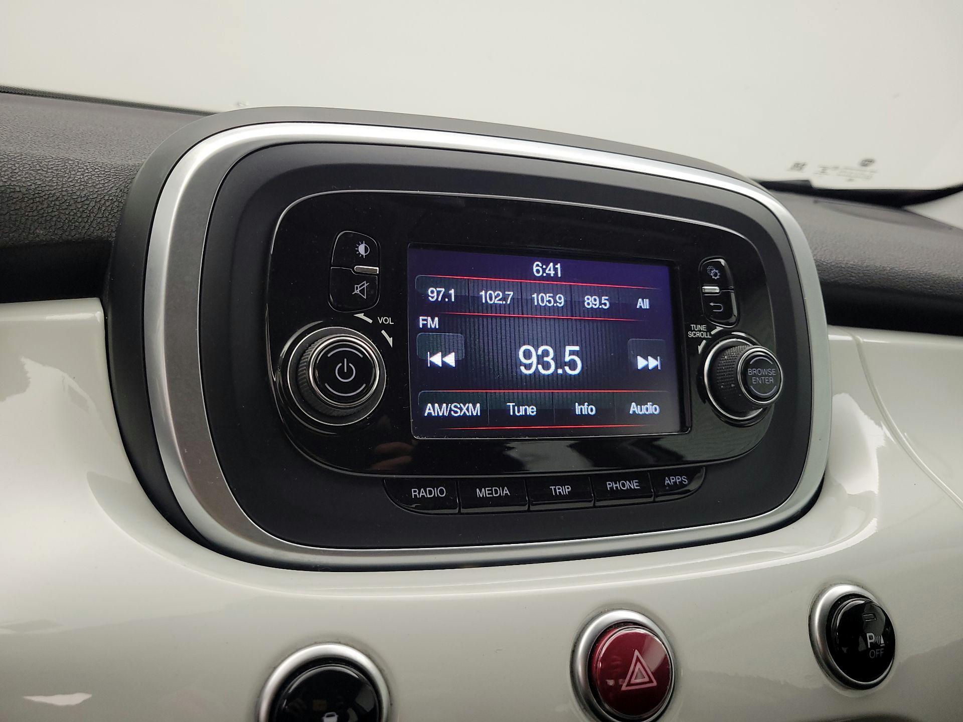 Thumbnail: 2017 Fiat 500X - 15