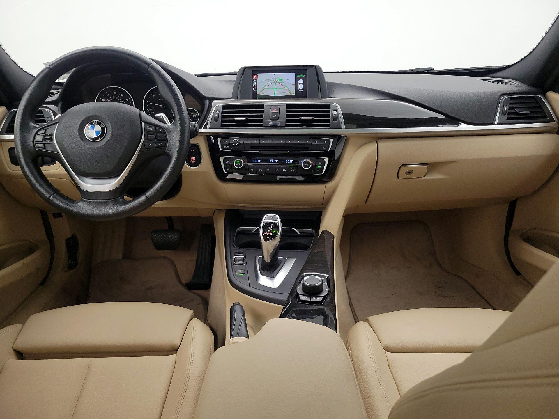 Thumbnail: 2016 BMW 3 Series - 9