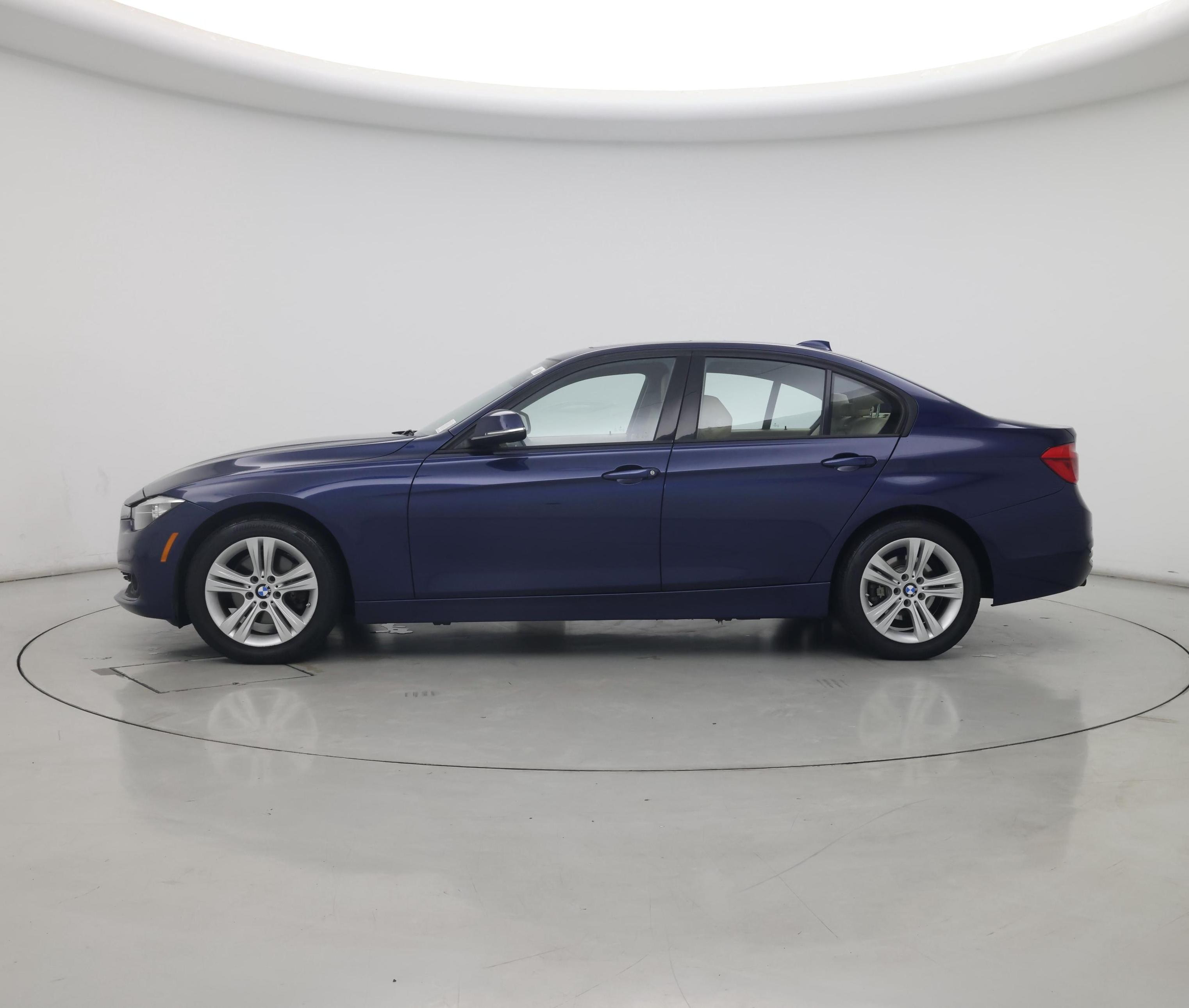 Thumbnail: 2016 BMW 3 Series - 3