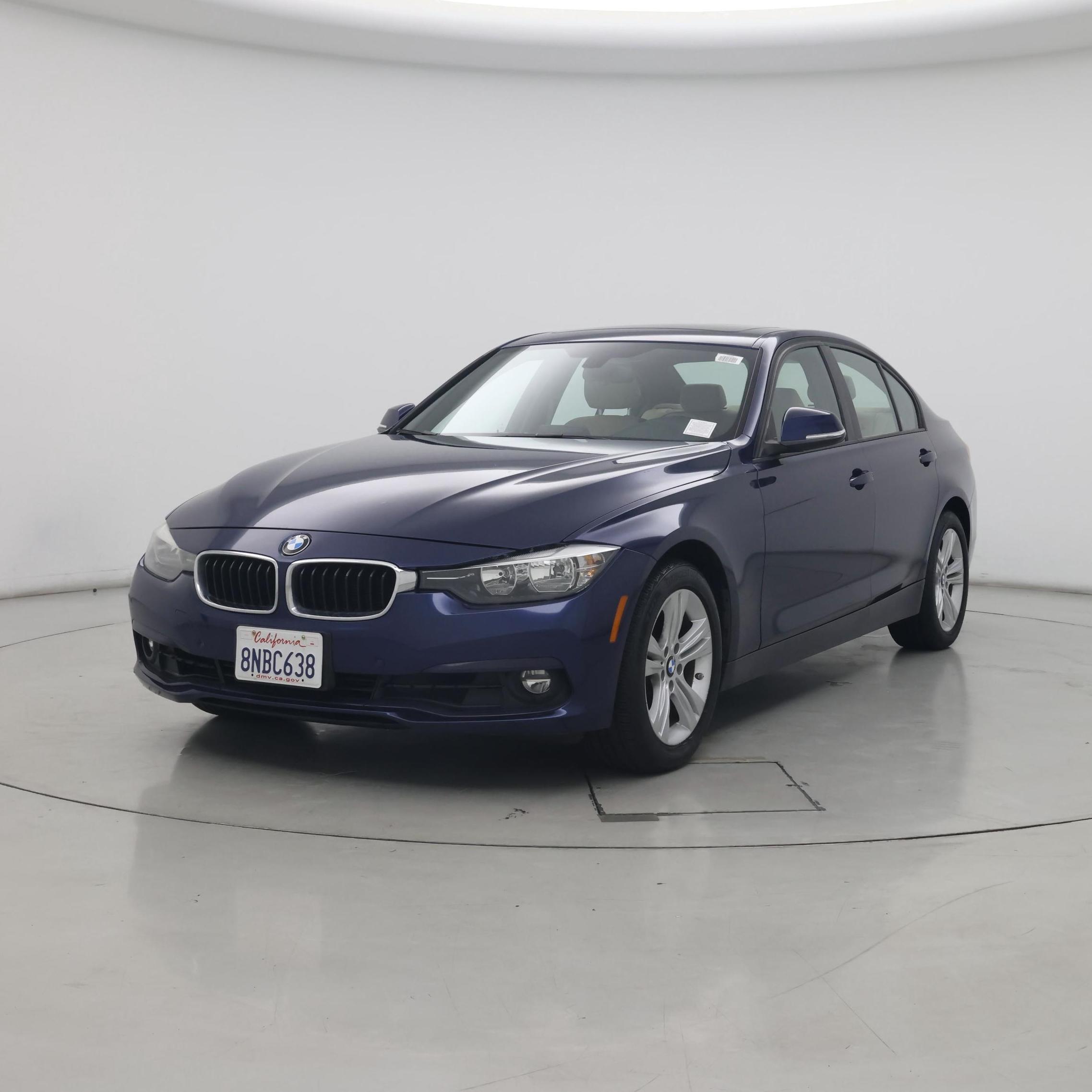 Thumbnail: 2016 BMW 3 Series - 4