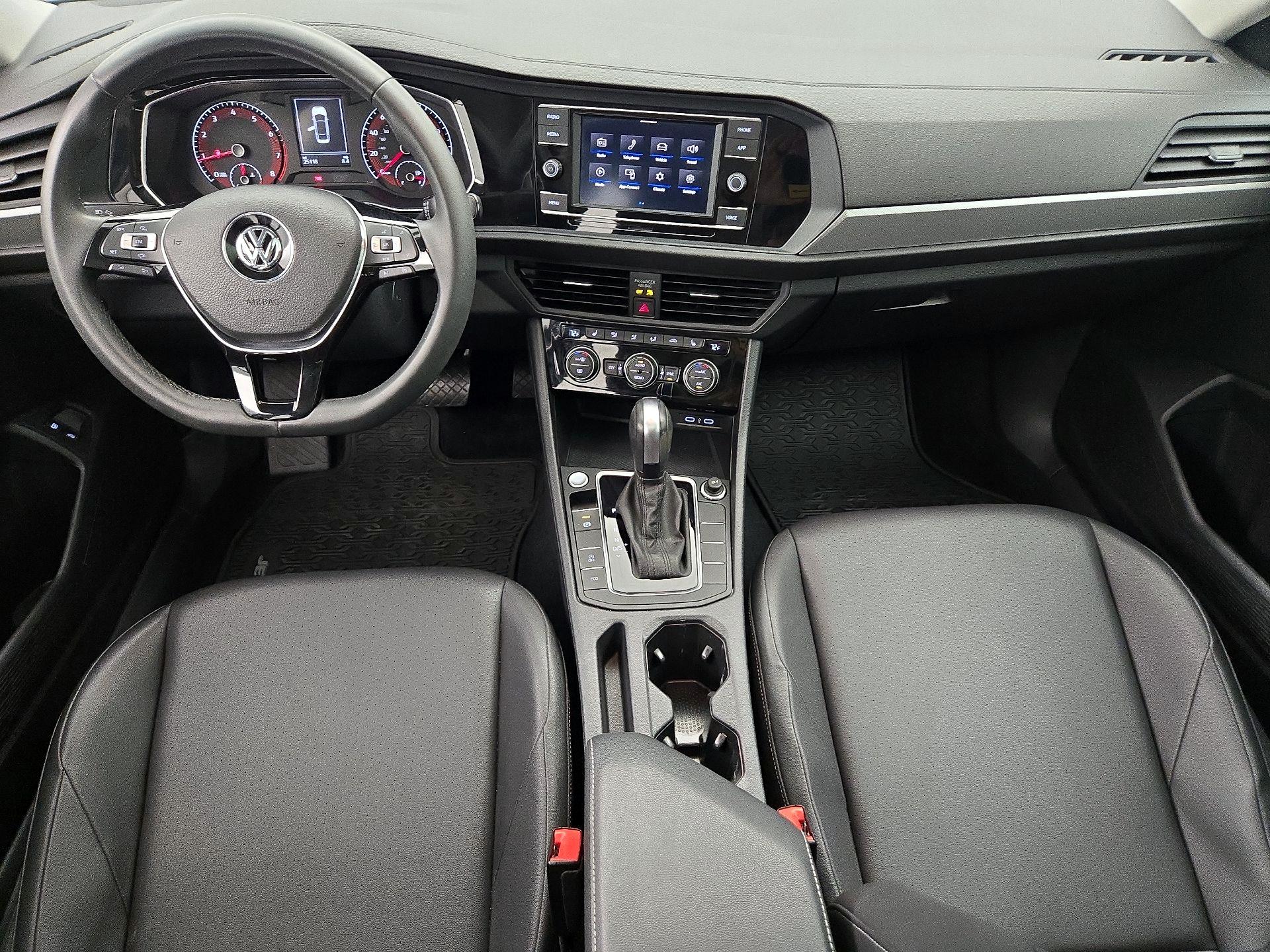 Thumbnail: 2020 Volkswagen Jetta - 9