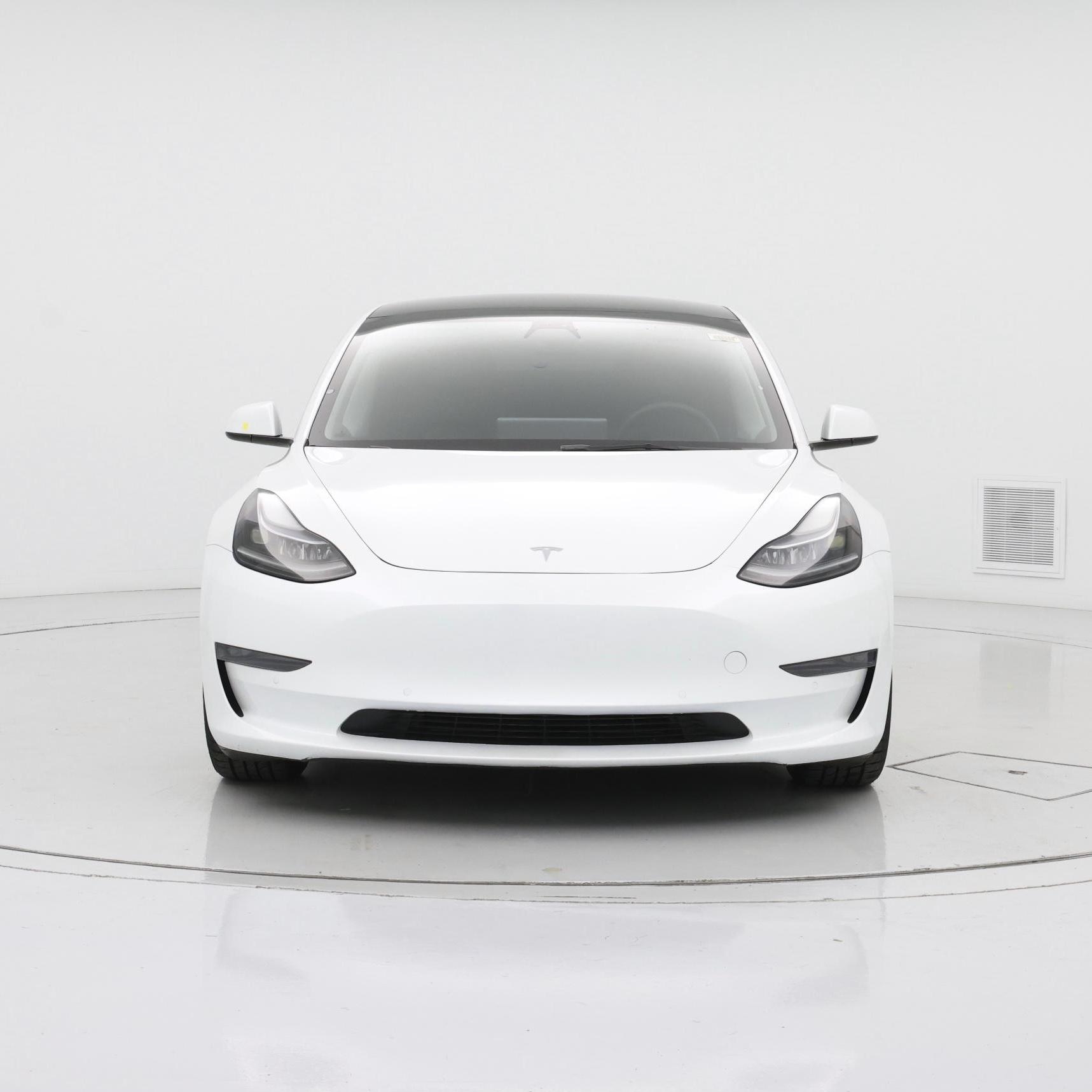 Thumbnail: 2022 Tesla Model 3 - 5