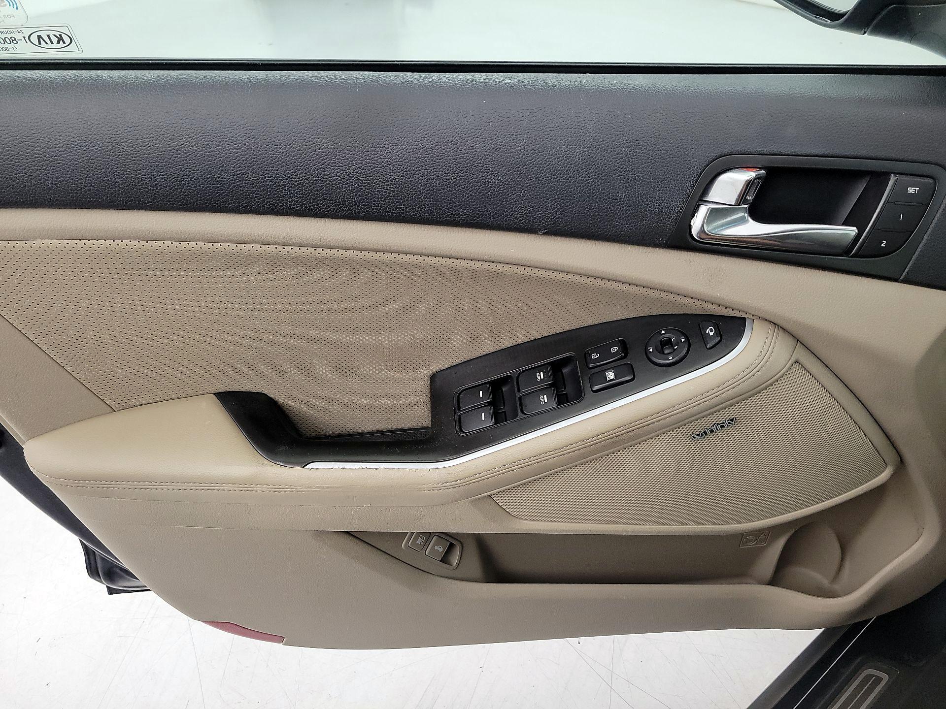 Thumbnail: 2014 Kia Optima - 12
