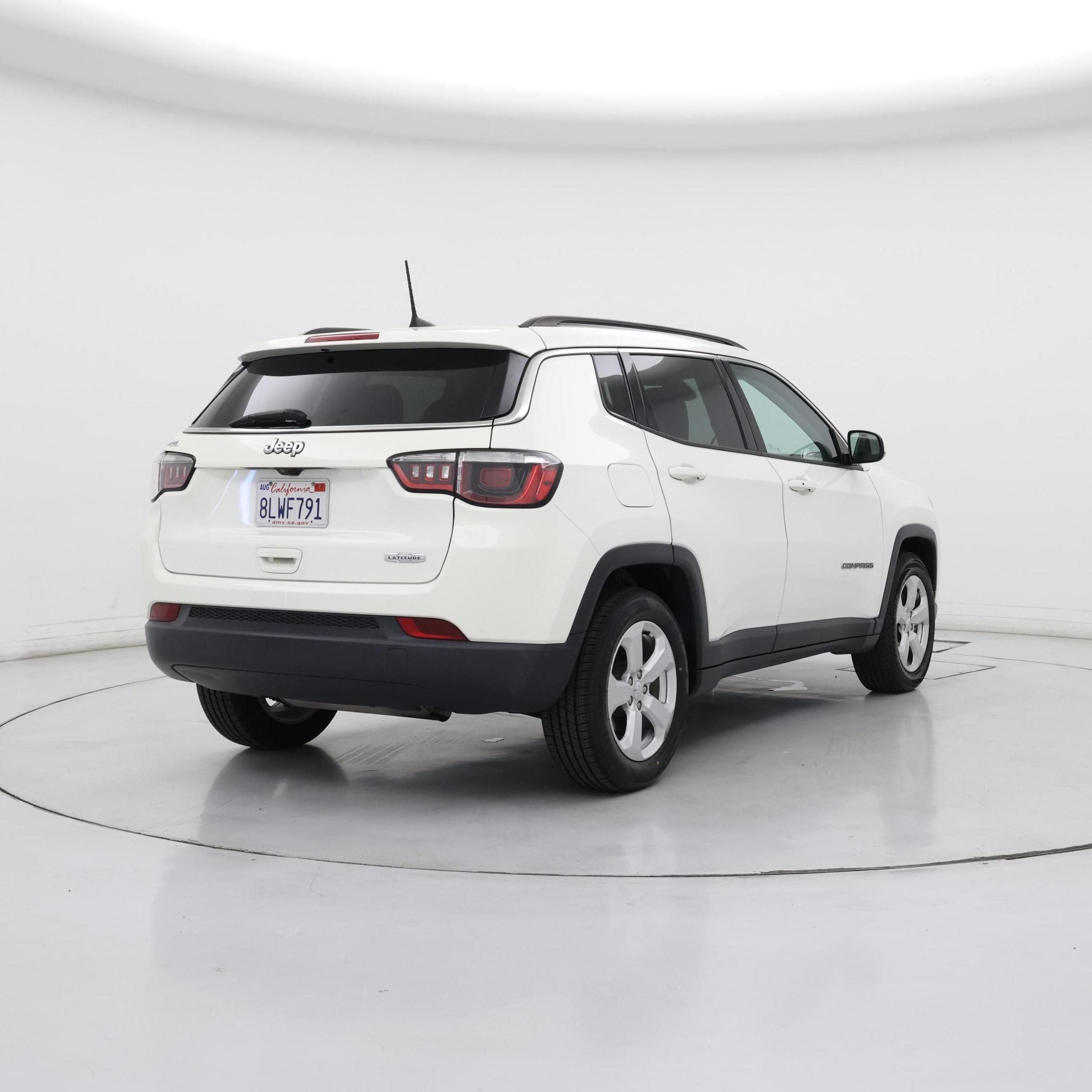 Thumbnail: 2019 Jeep Compass - 8