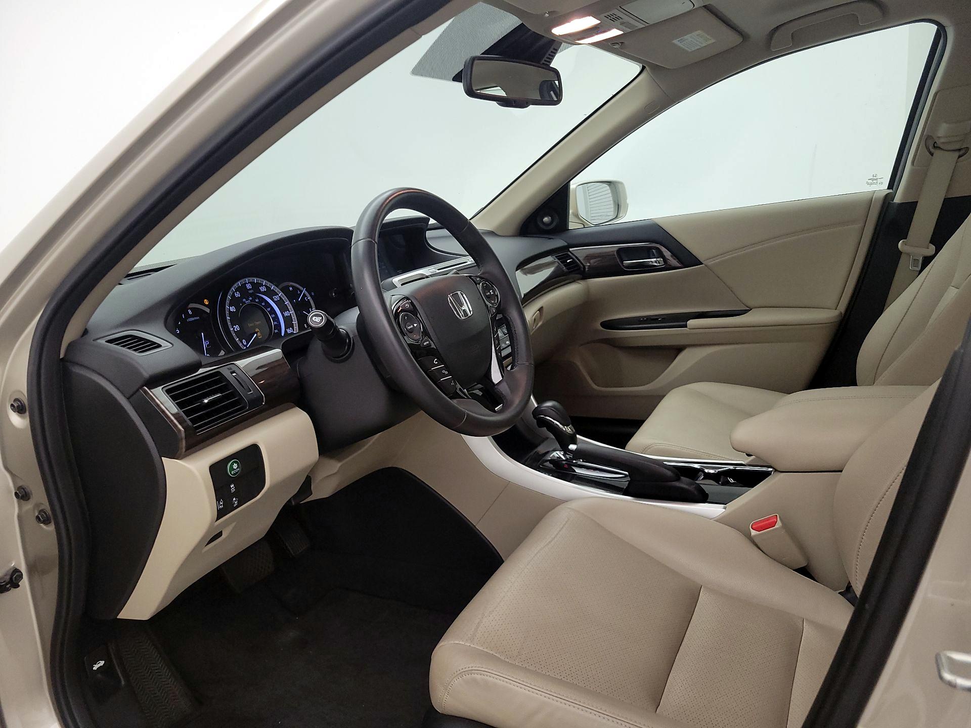 Thumbnail: 2017 Honda Accord - 11