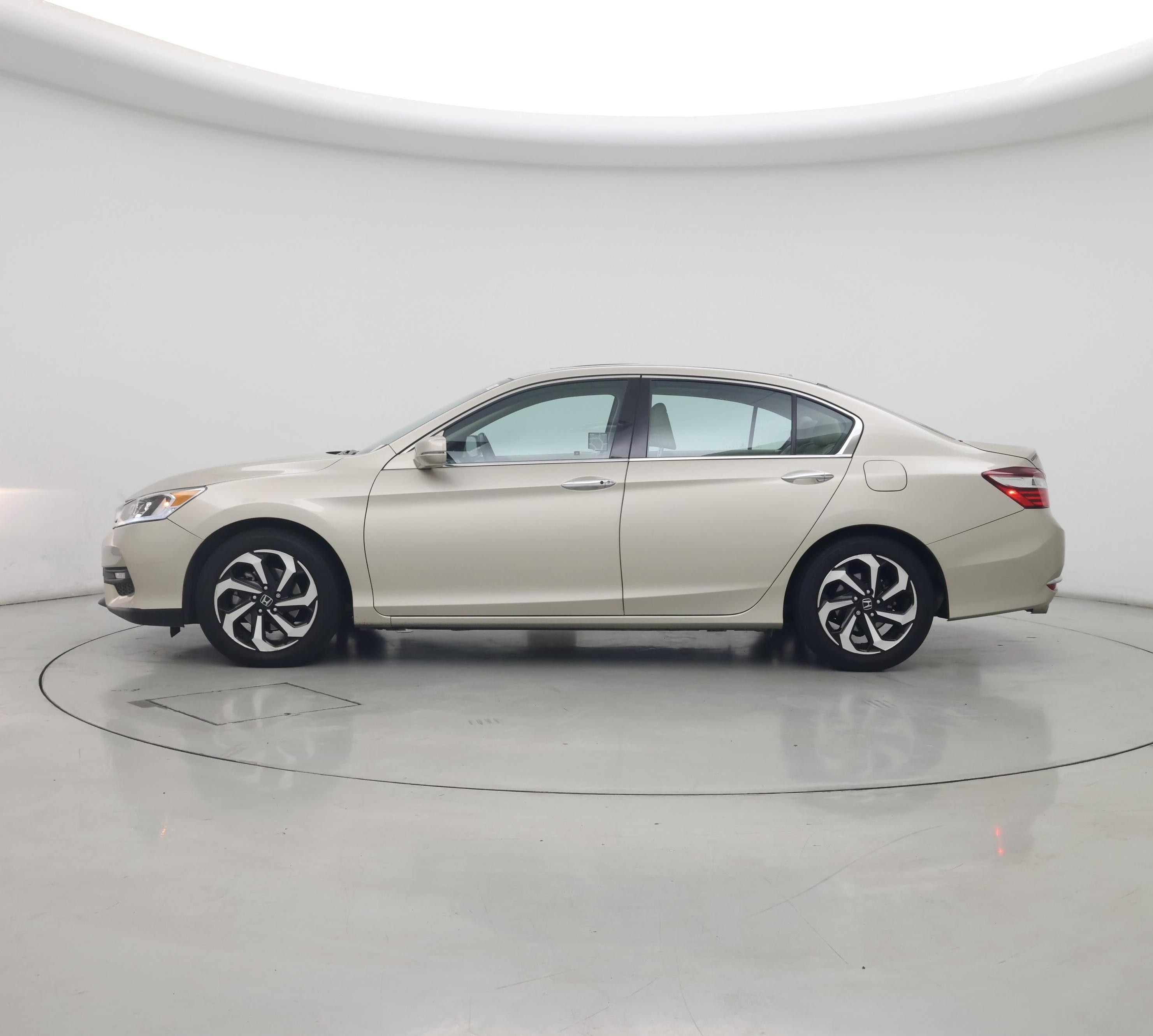 Thumbnail: 2017 Honda Accord - 3
