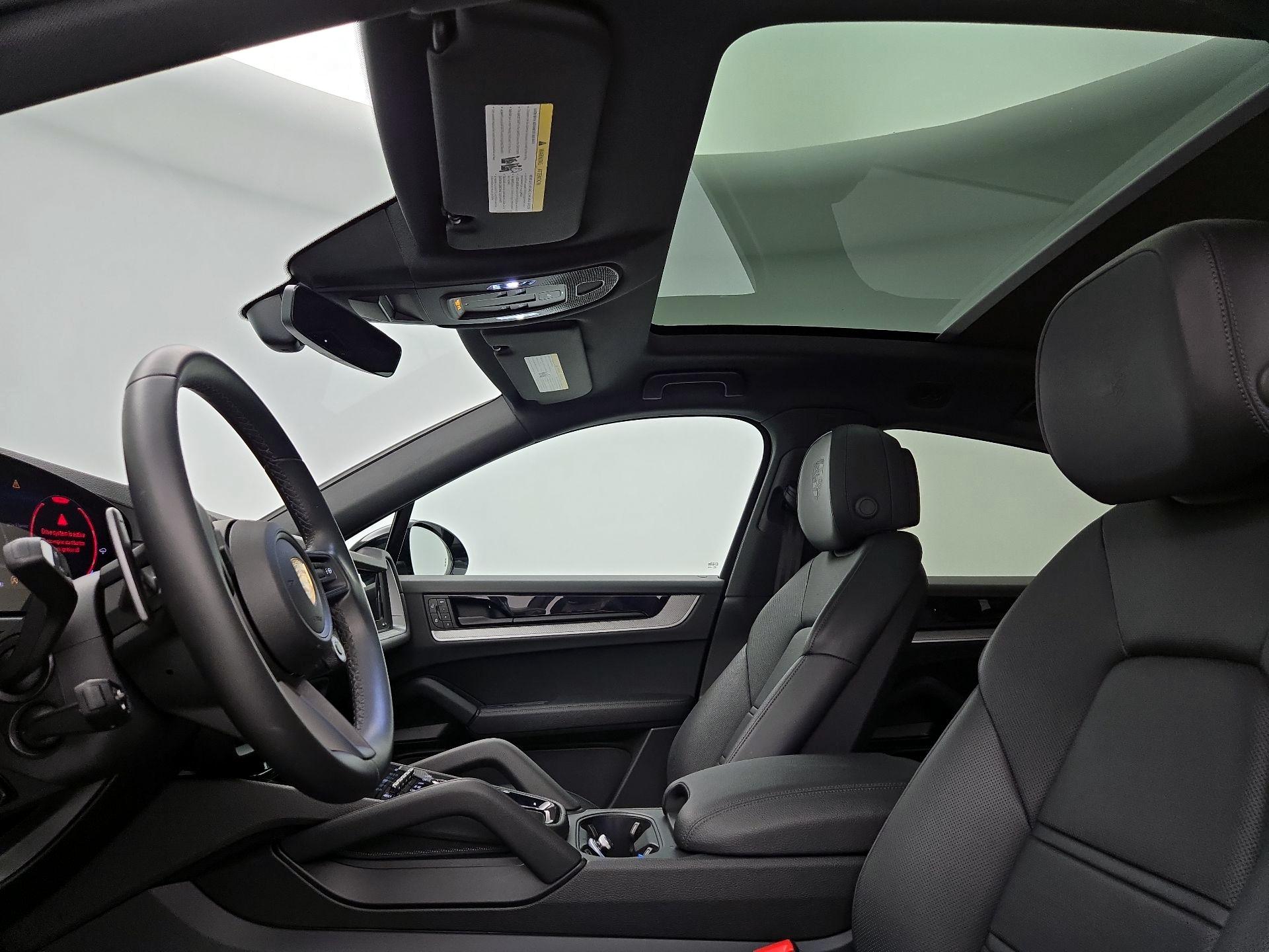 Thumbnail: 2024 Porsche Cayenne - 20