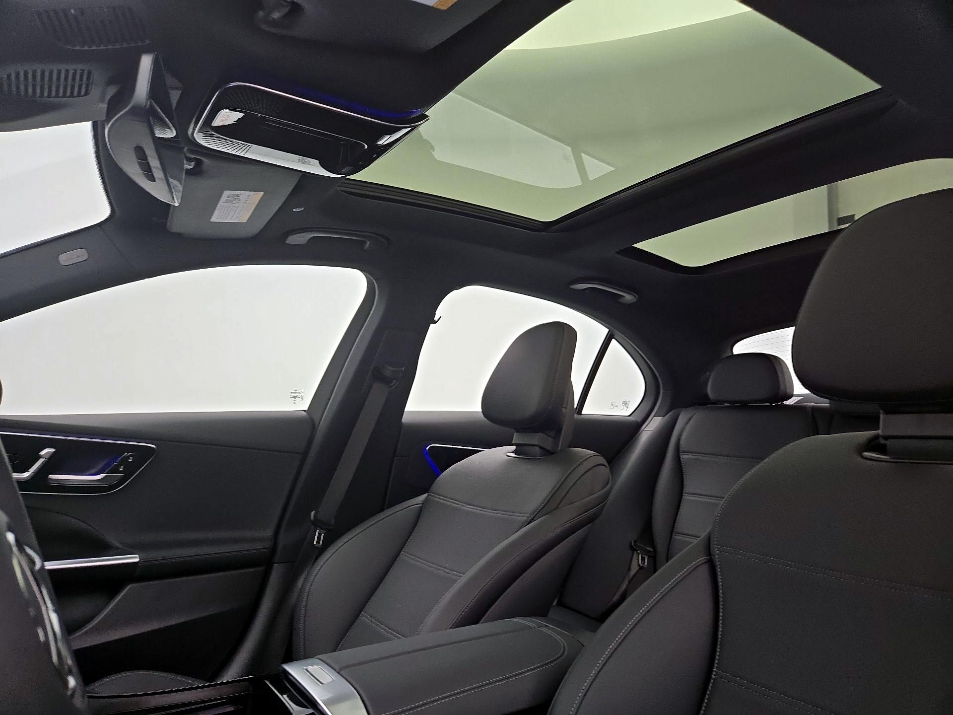 Thumbnail: 2024 Mercedes-Benz C-Class - 20