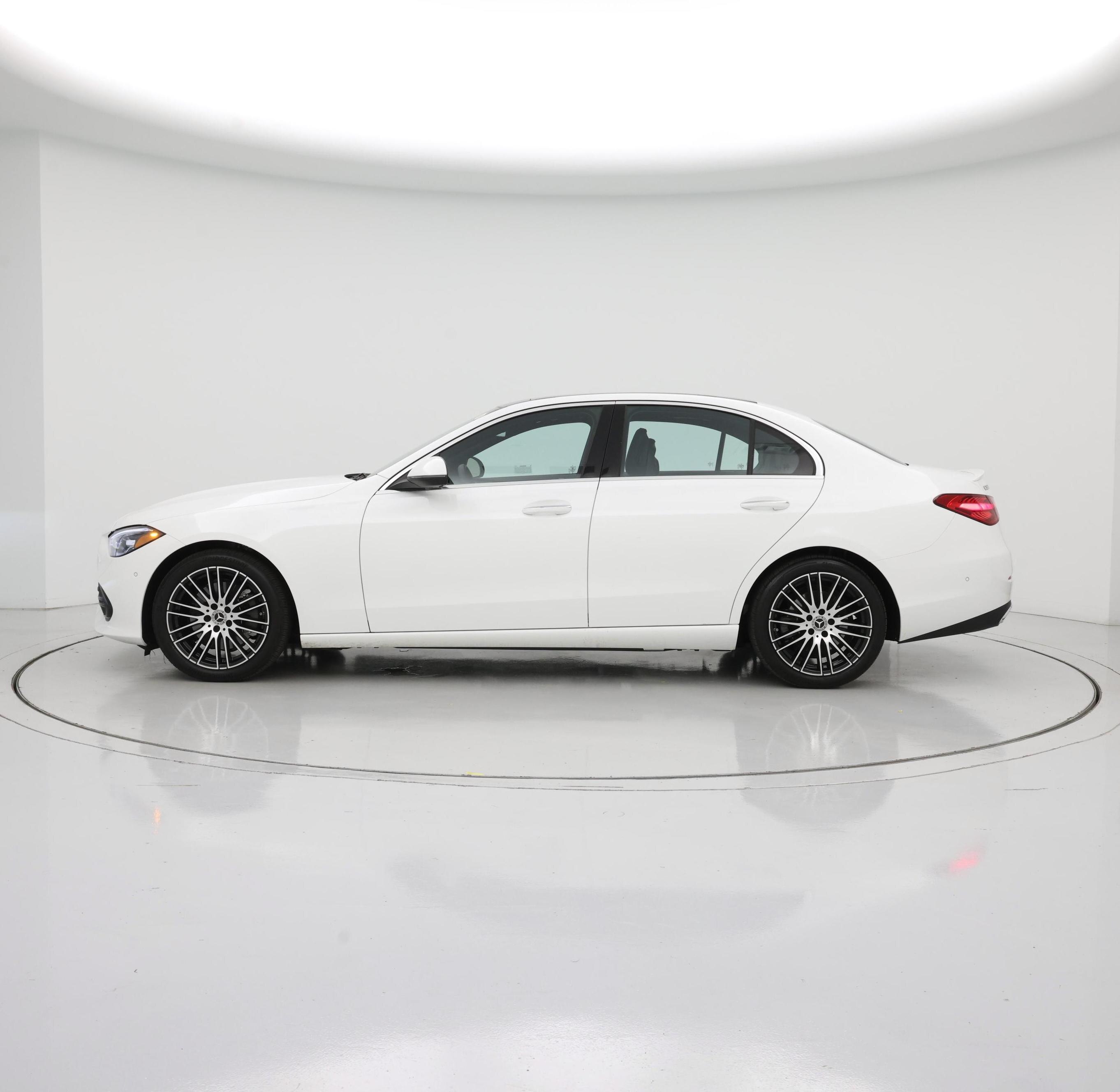 Thumbnail: 2024 Mercedes-Benz C-Class - 3