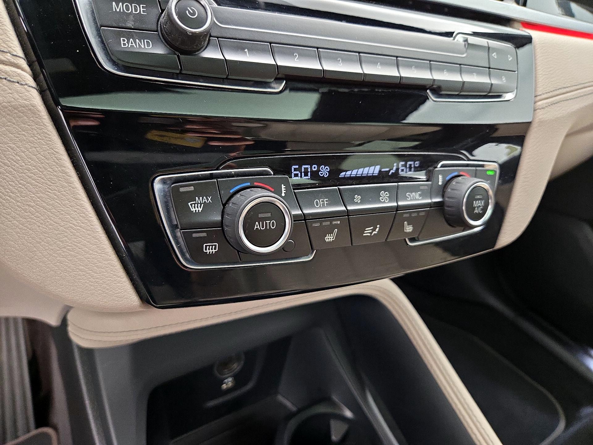 Thumbnail: 2020 BMW X1 - 17