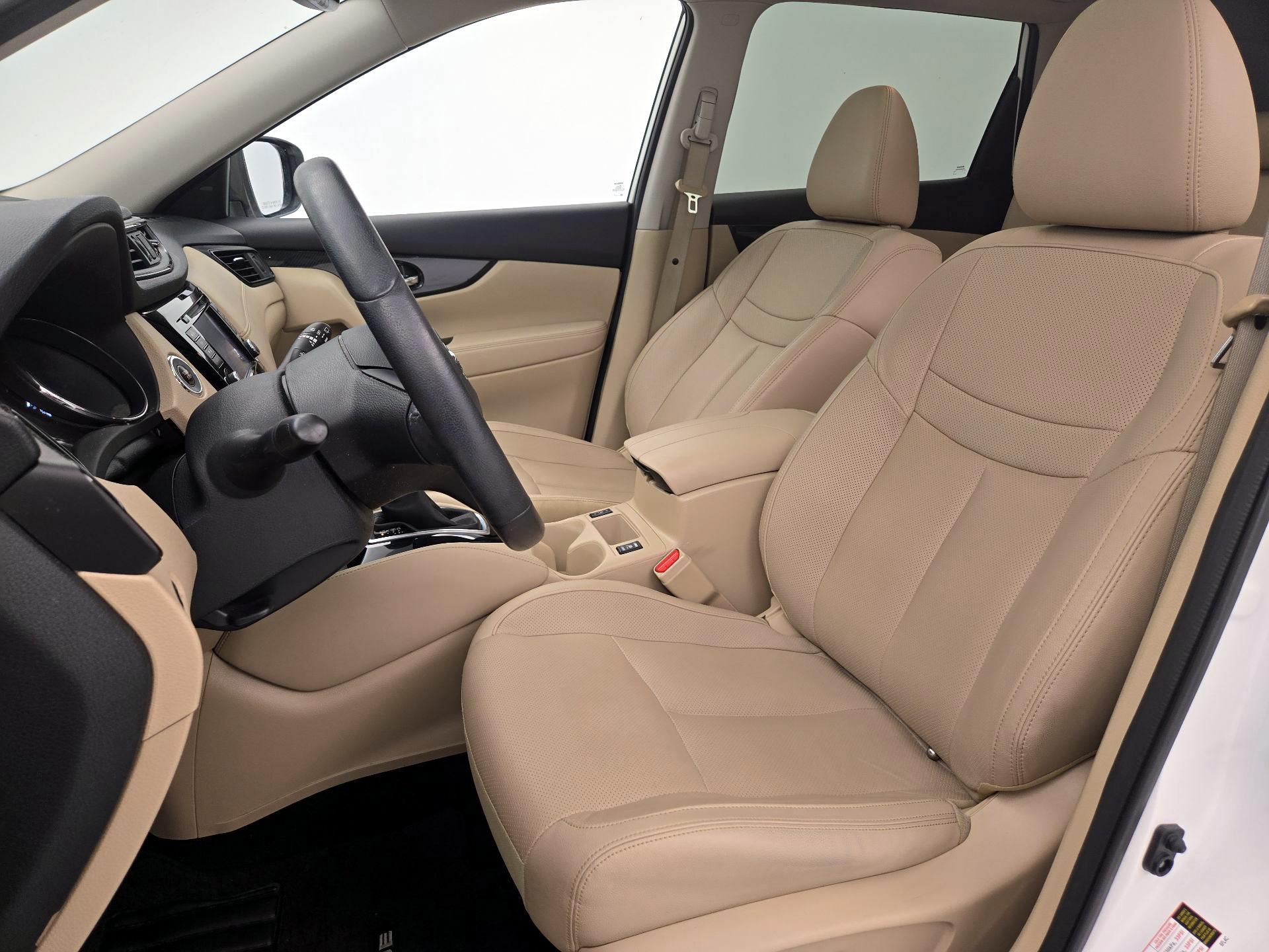 Thumbnail: 2020 Nissan Rogue - 11