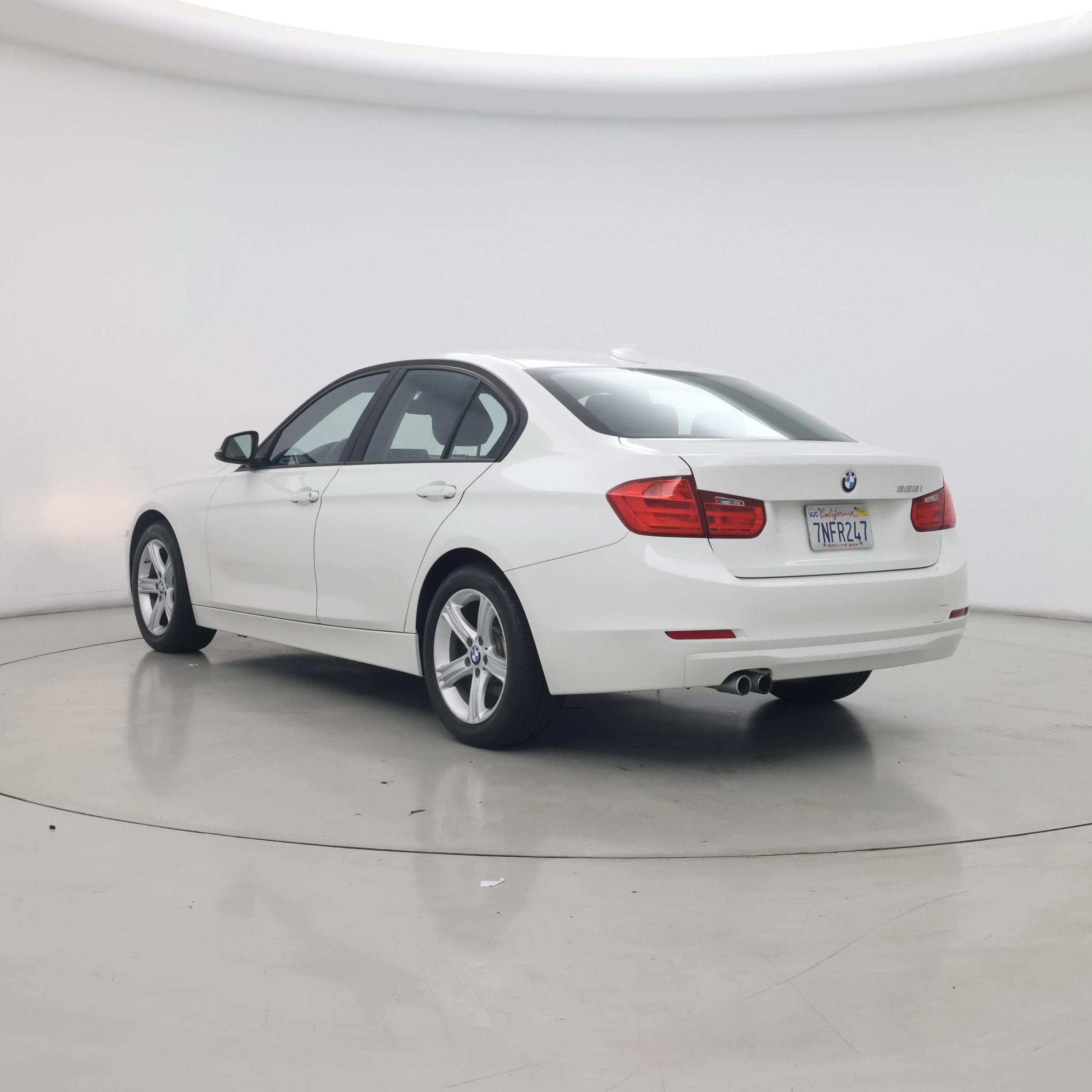 Thumbnail: 2015 BMW 3 Series - 2
