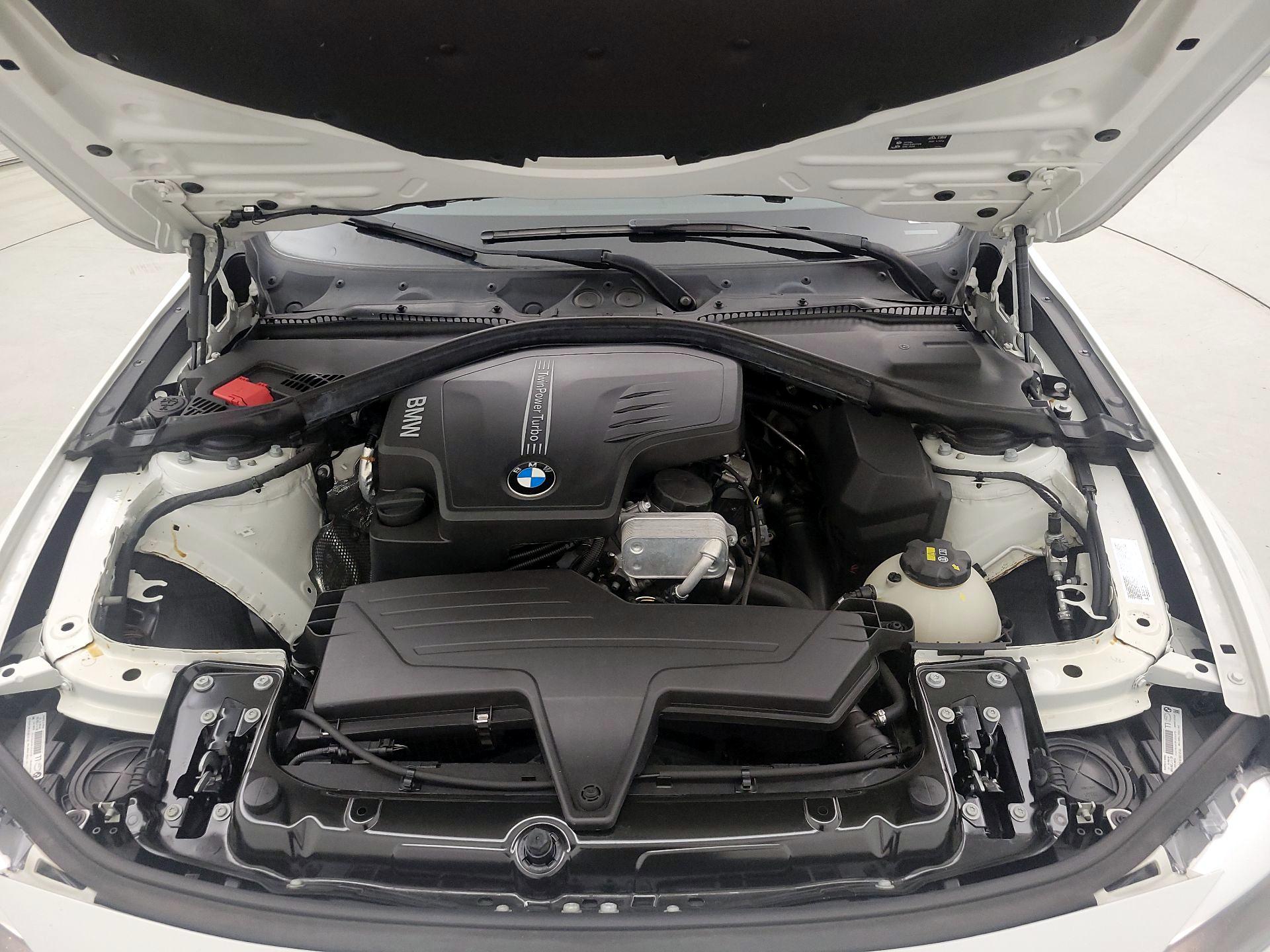 Thumbnail: 2015 BMW 3 Series - 20