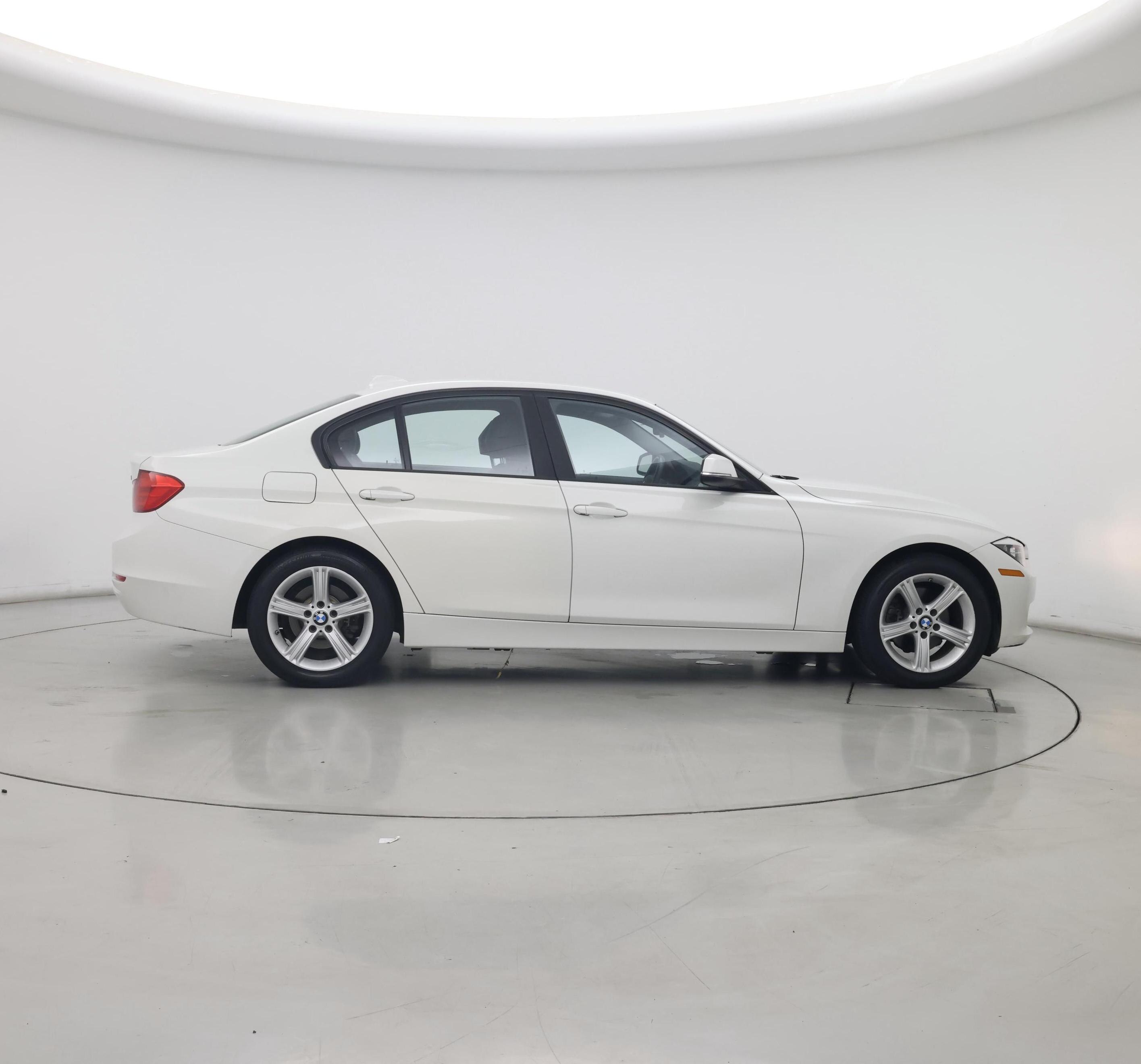 Thumbnail: 2015 BMW 3 Series - 7
