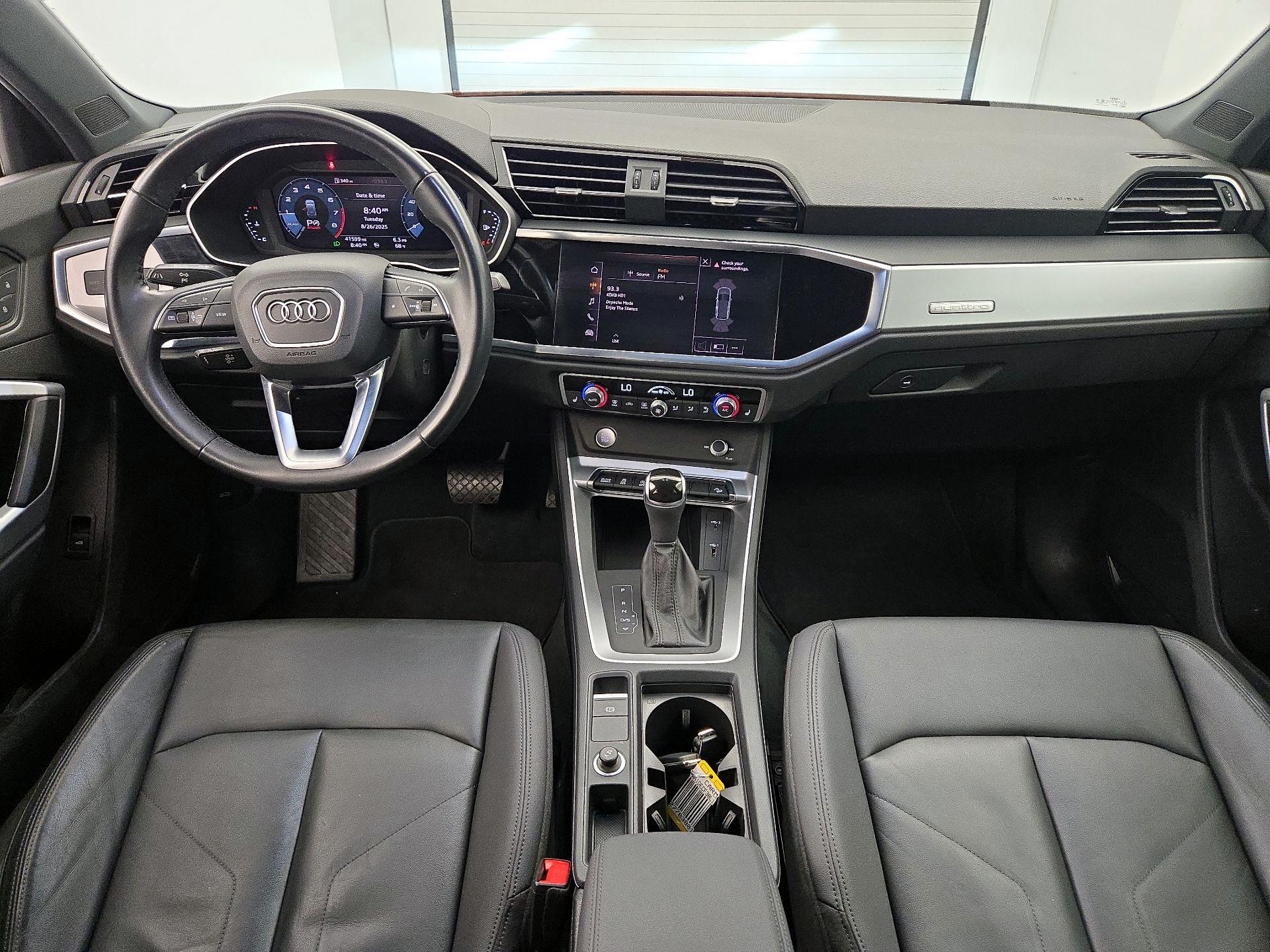 Thumbnail: 2020 Audi Q3 - 9