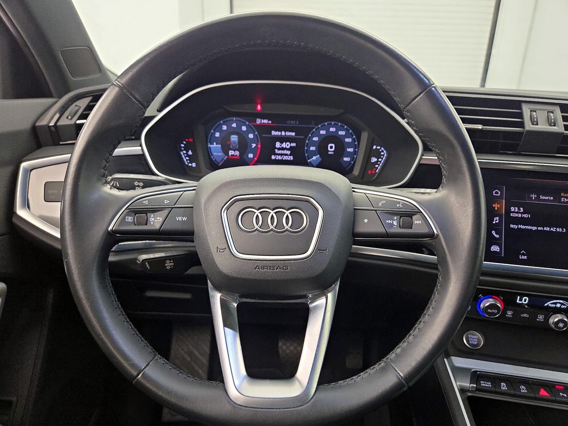 Thumbnail: 2020 Audi Q3 - 10