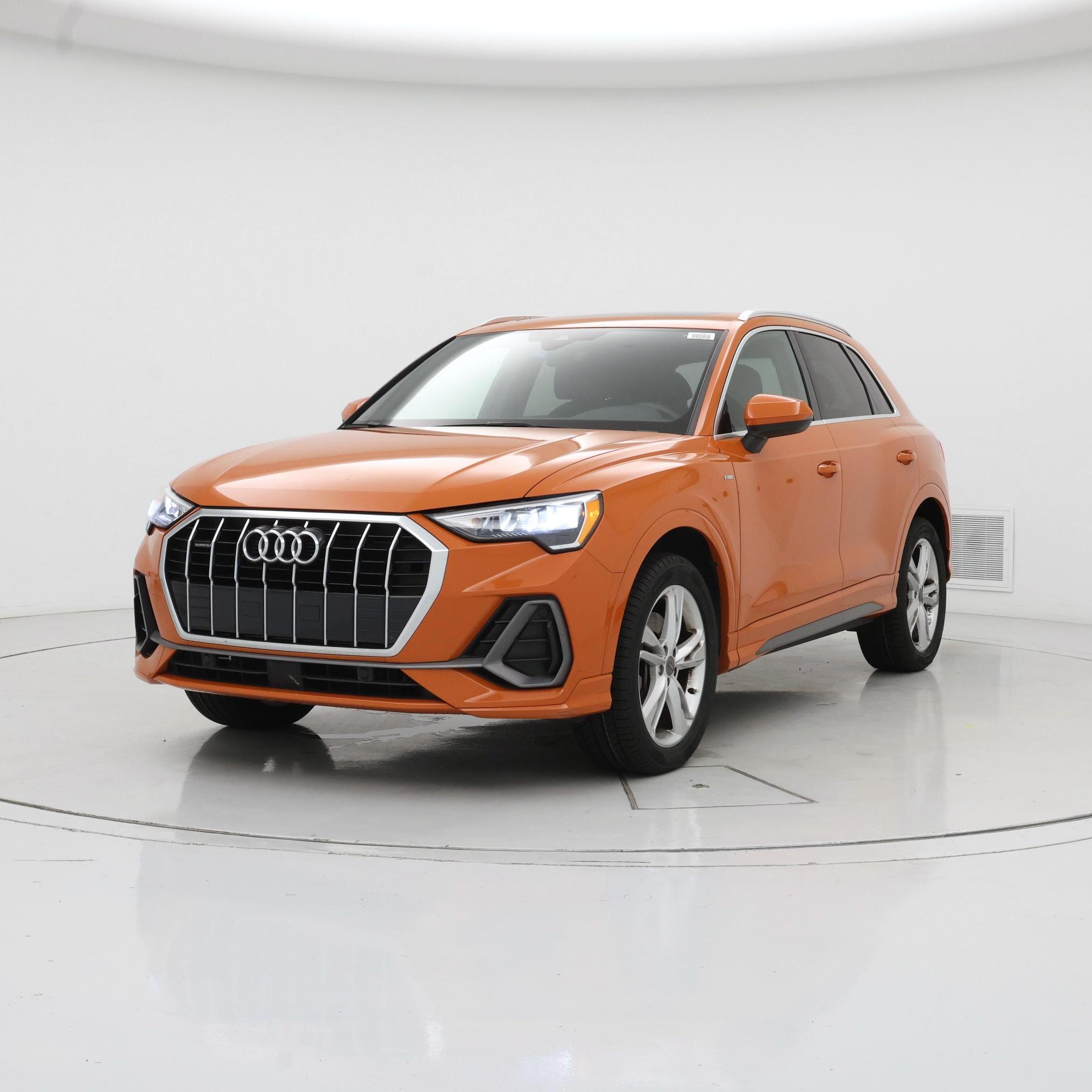 Thumbnail: 2020 Audi Q3 - 4