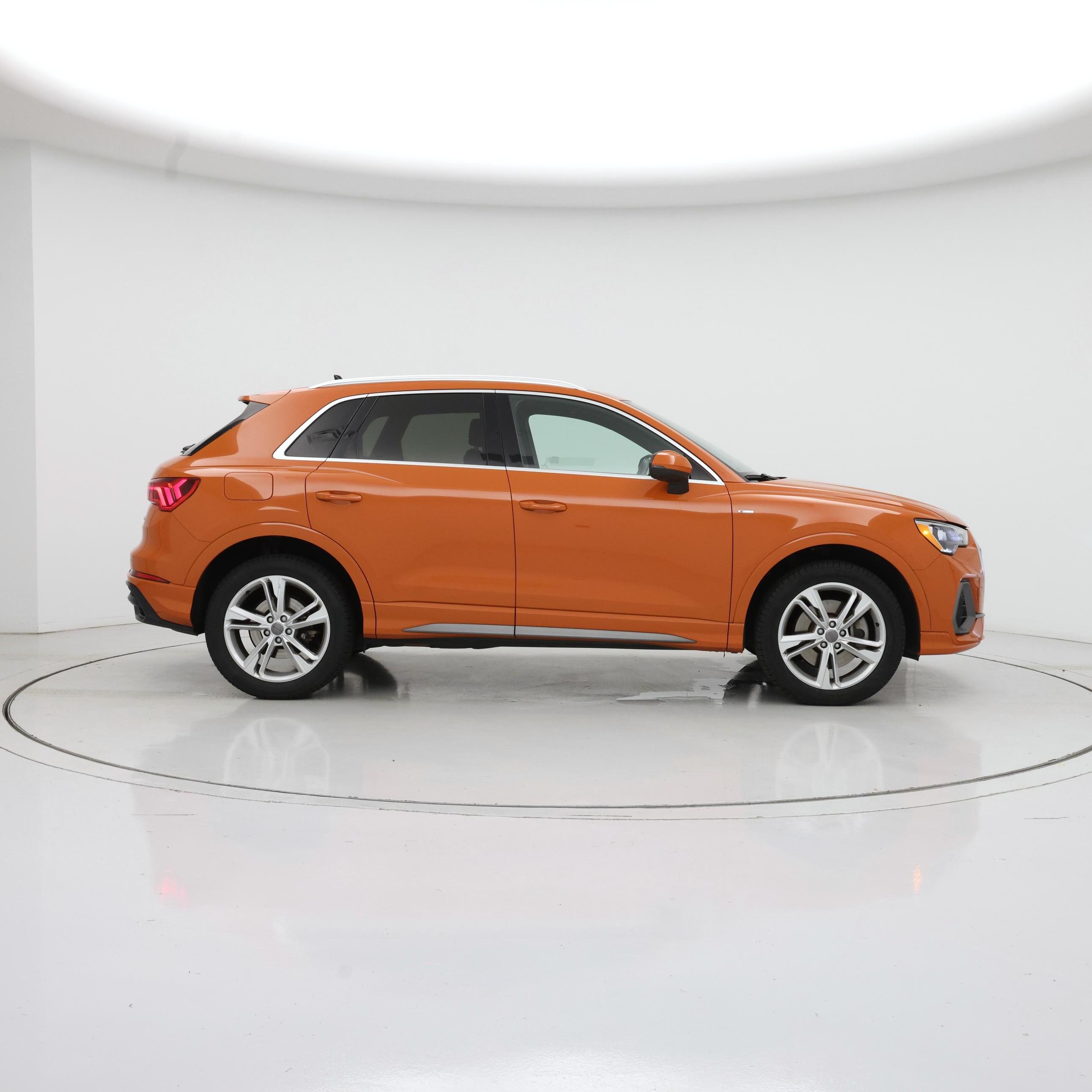 Thumbnail: 2020 Audi Q3 - 7