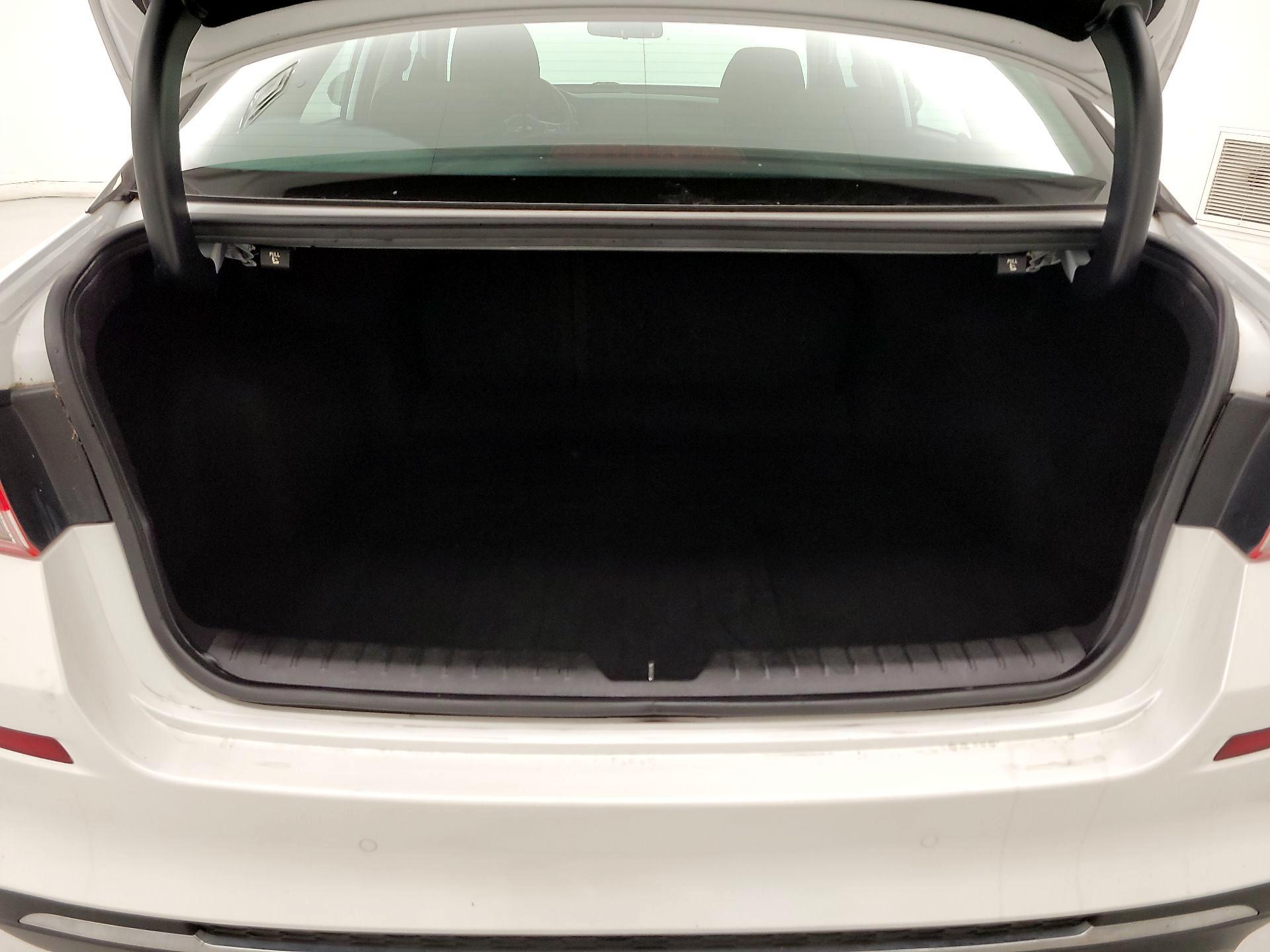 Thumbnail: 2020 Kia Optima - 20