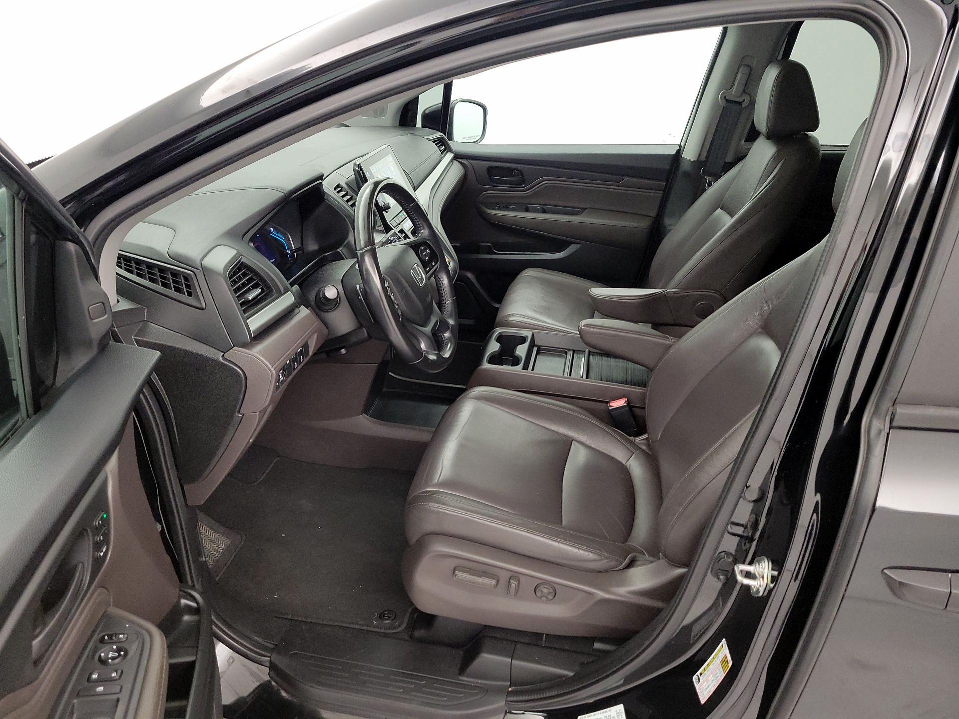 Thumbnail: 2018 Honda Odyssey - 11