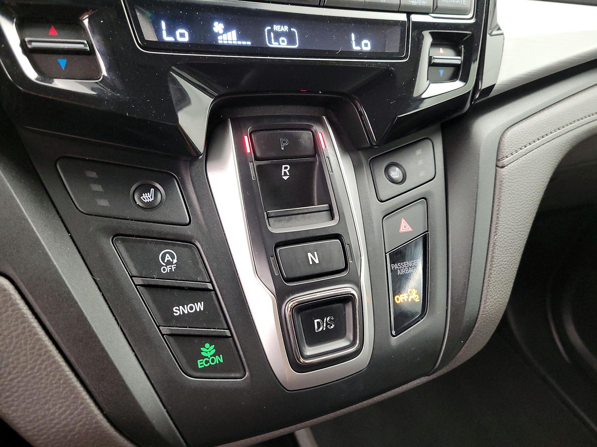 Thumbnail: 2018 Honda Odyssey - 18