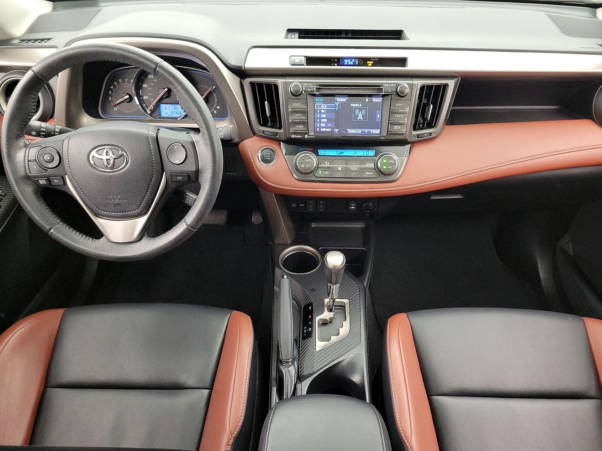 Thumbnail: 2014 Toyota RAV4 - 9