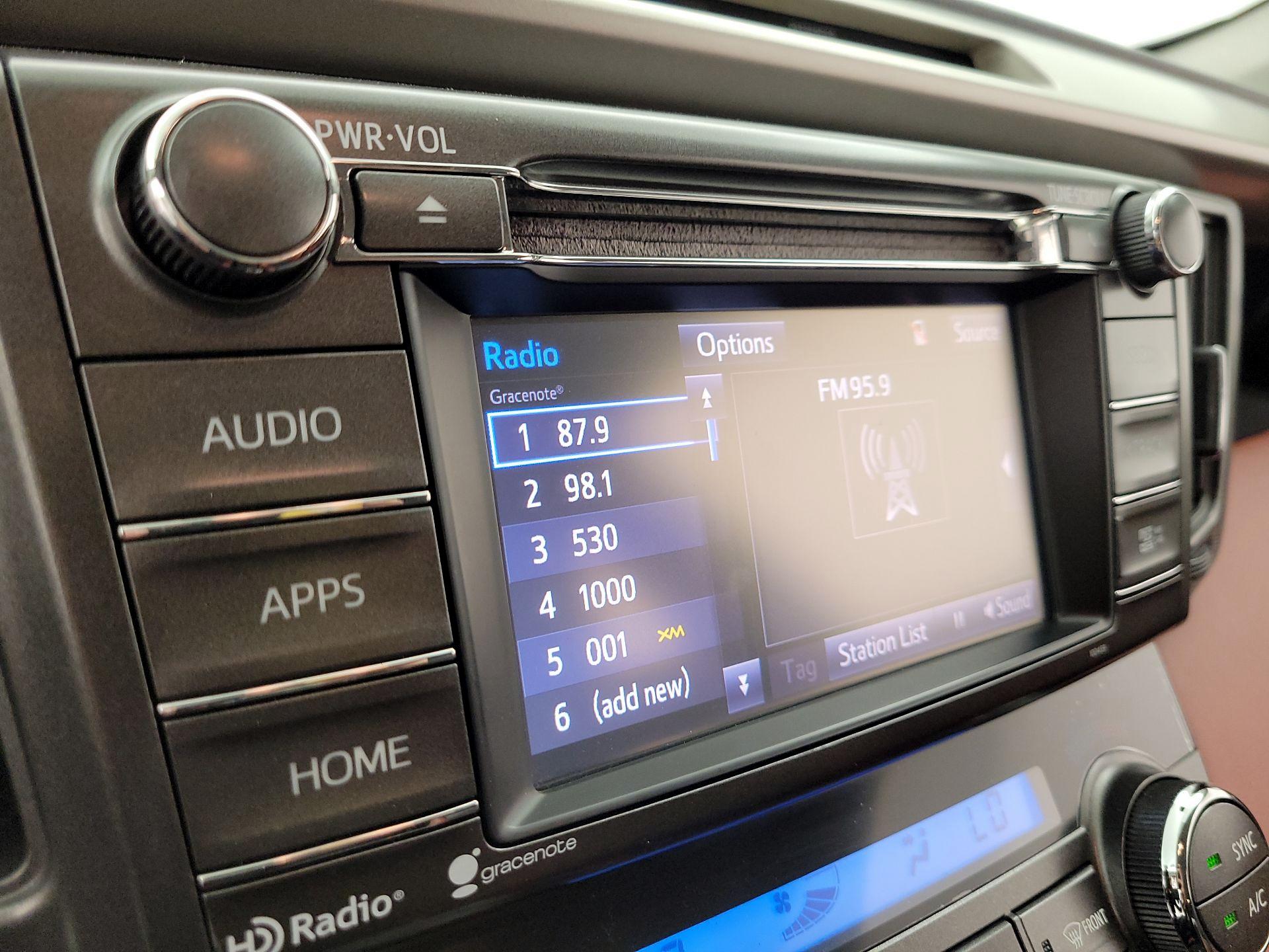 Thumbnail: 2014 Toyota RAV4 - 15