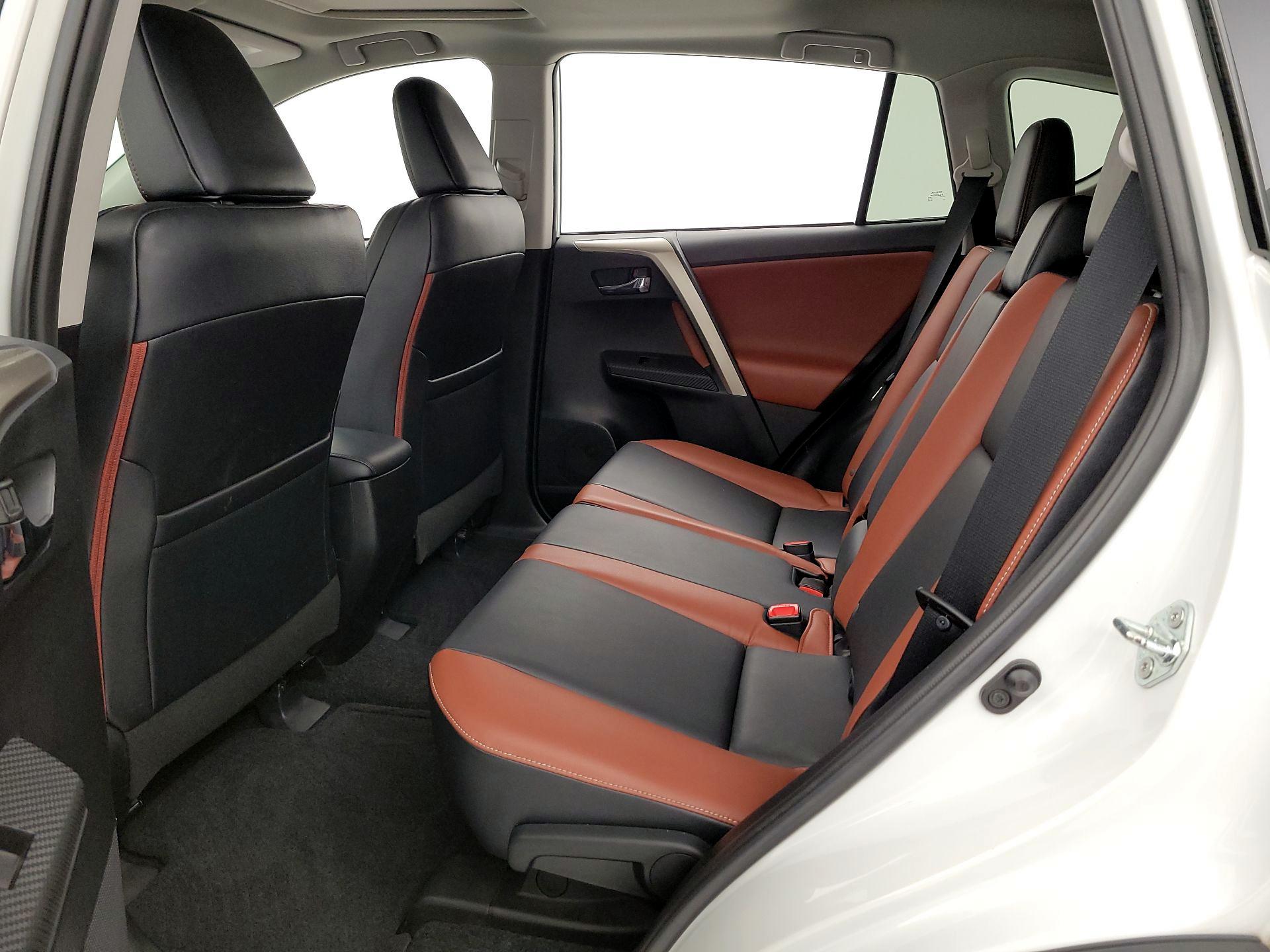 Thumbnail: 2014 Toyota RAV4 - 20