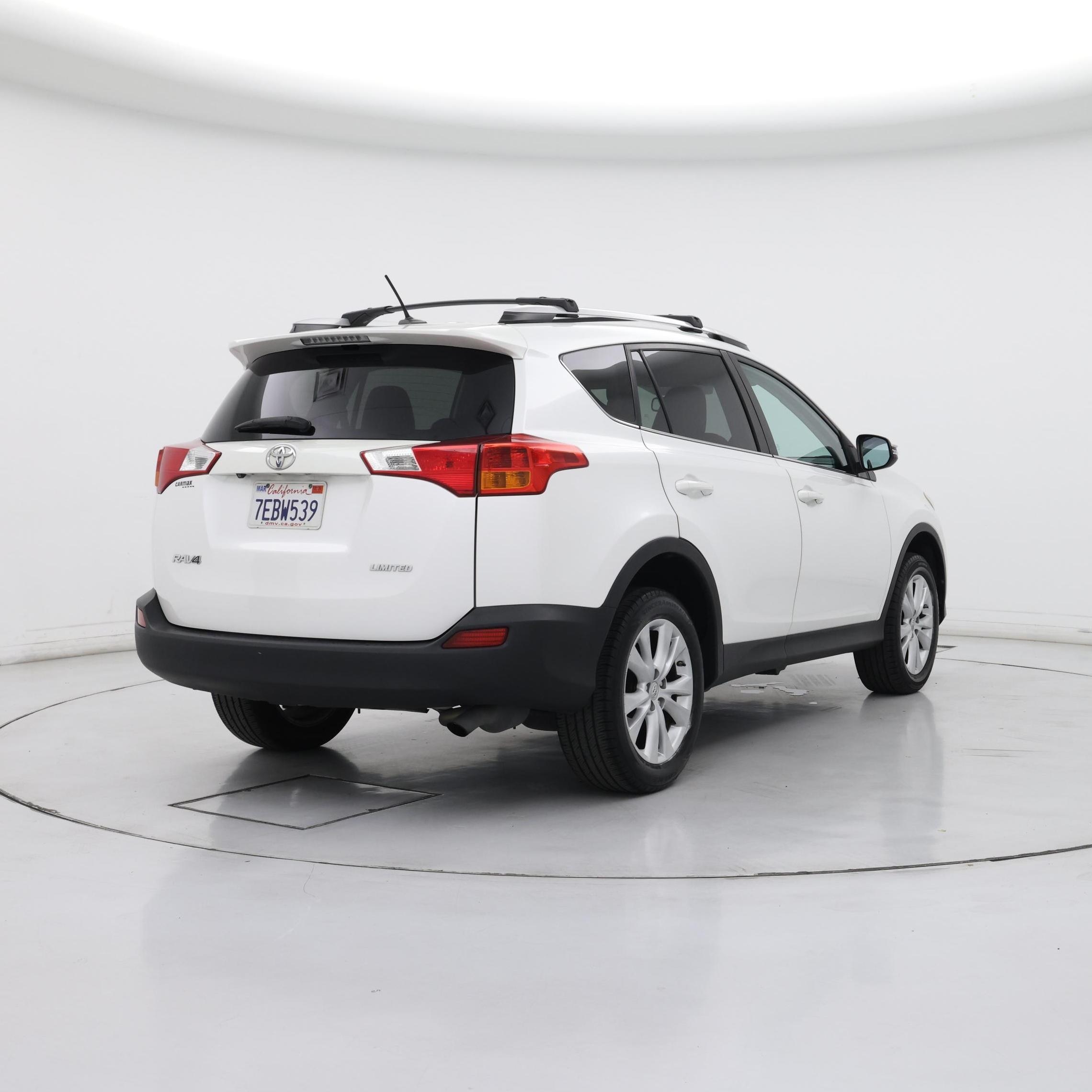 Thumbnail: 2014 Toyota RAV4 - 8