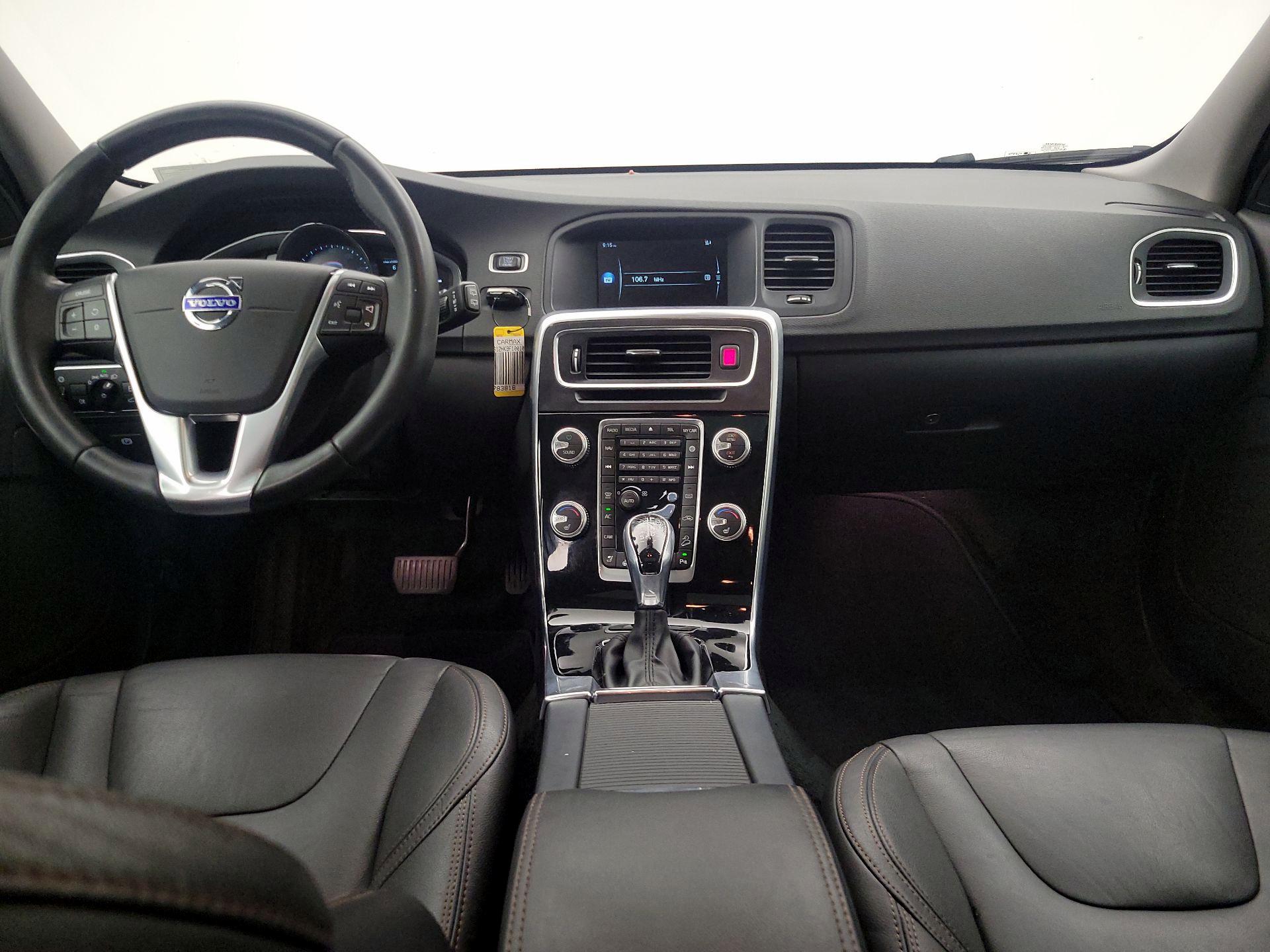 Thumbnail: 2015 Volvo S60 - 9