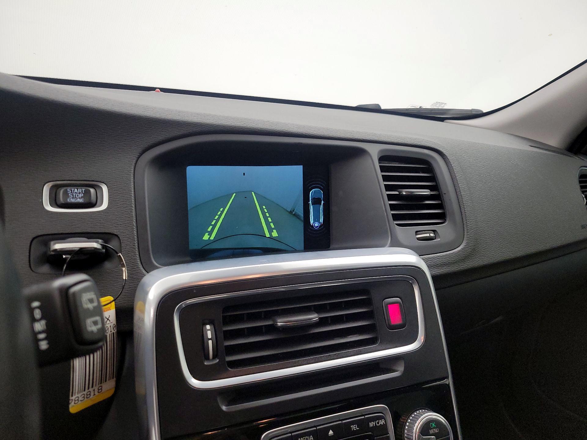 Thumbnail: 2015 Volvo S60 - 14