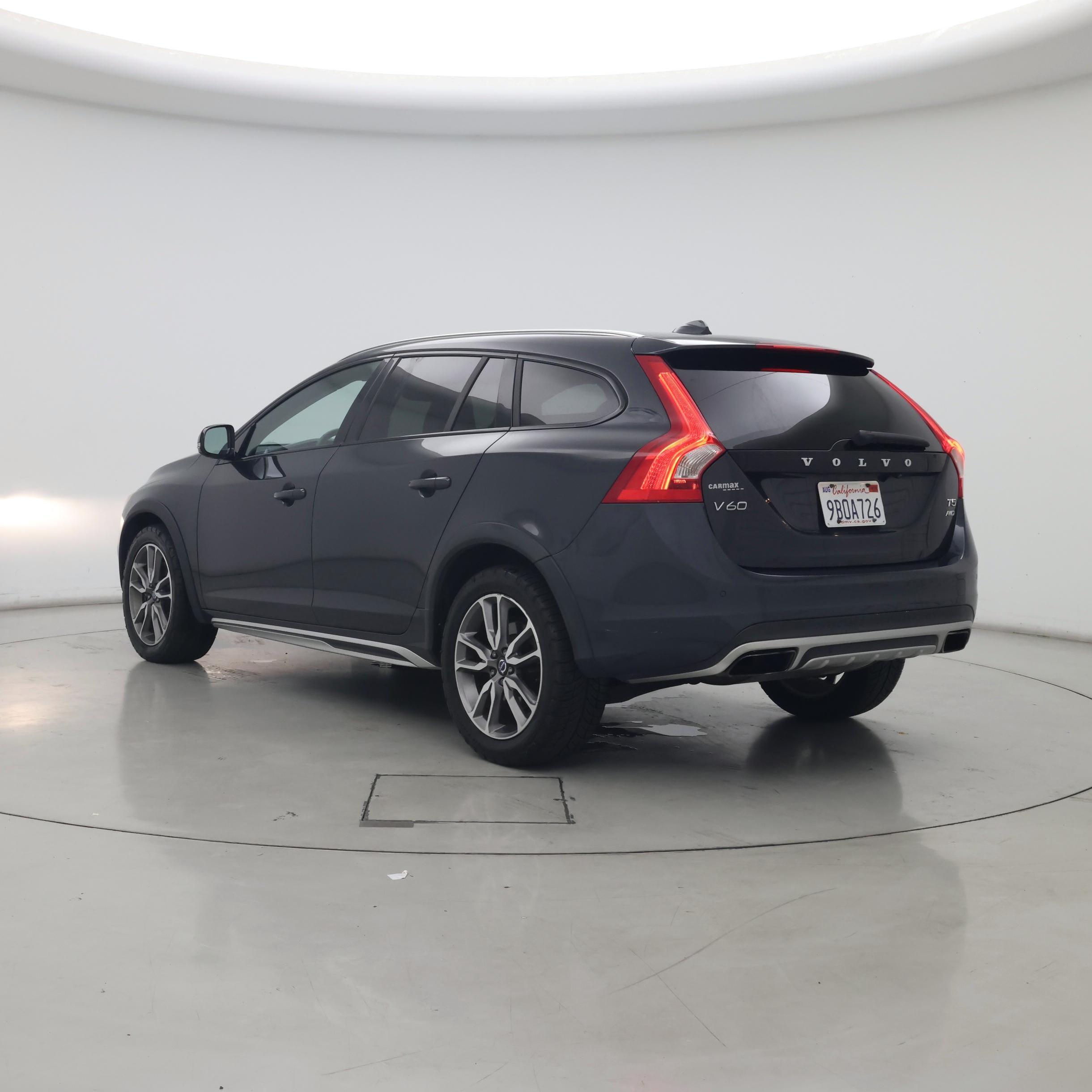 Thumbnail: 2015 Volvo S60 - 2