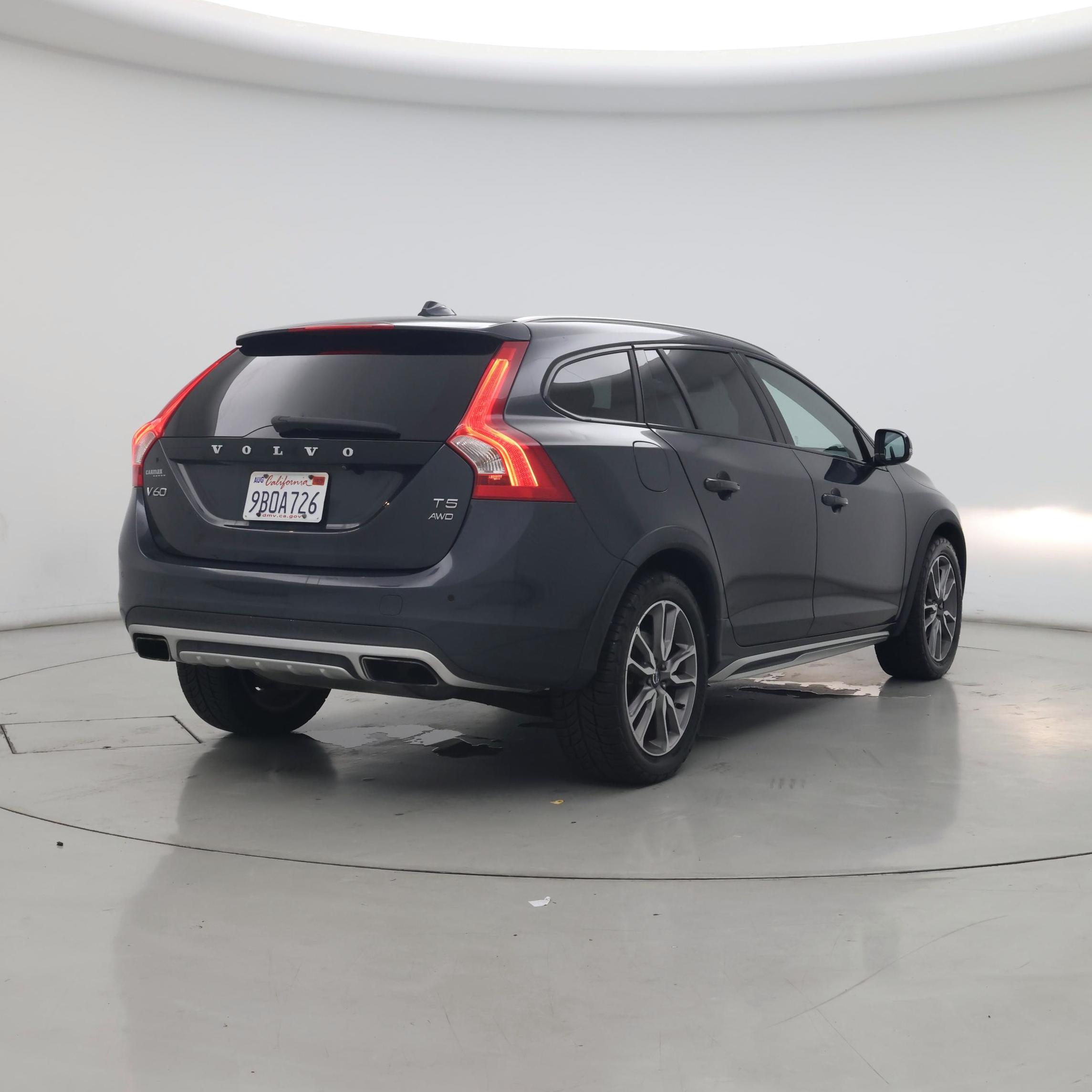 Thumbnail: 2015 Volvo S60 - 8